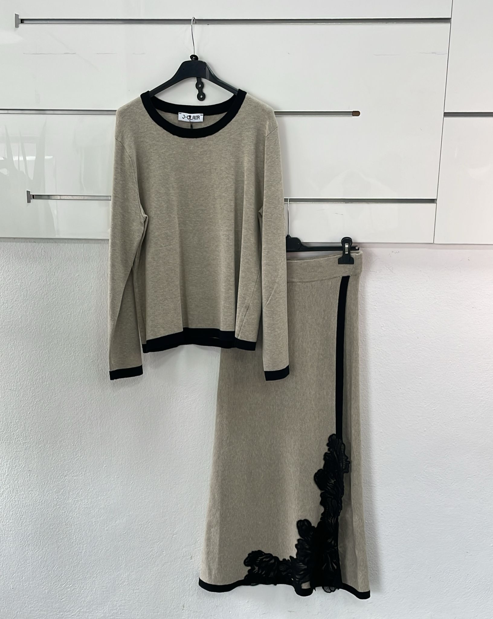 Фото Joie Clair (J-Clair)