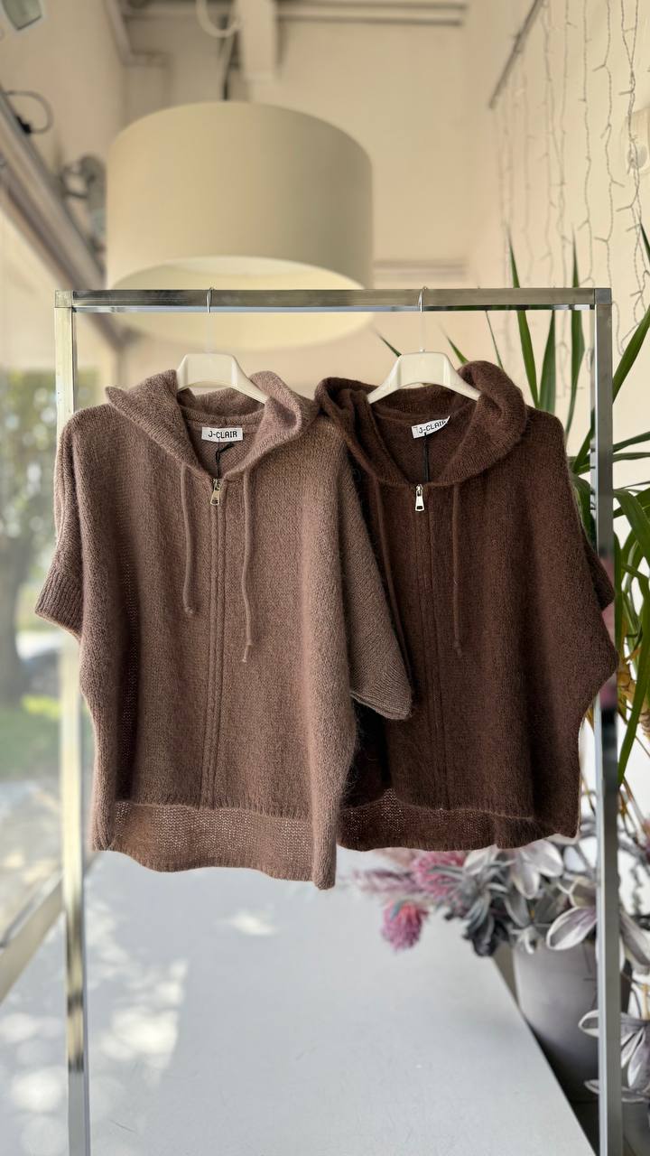 Joie Clair (J-Clair)