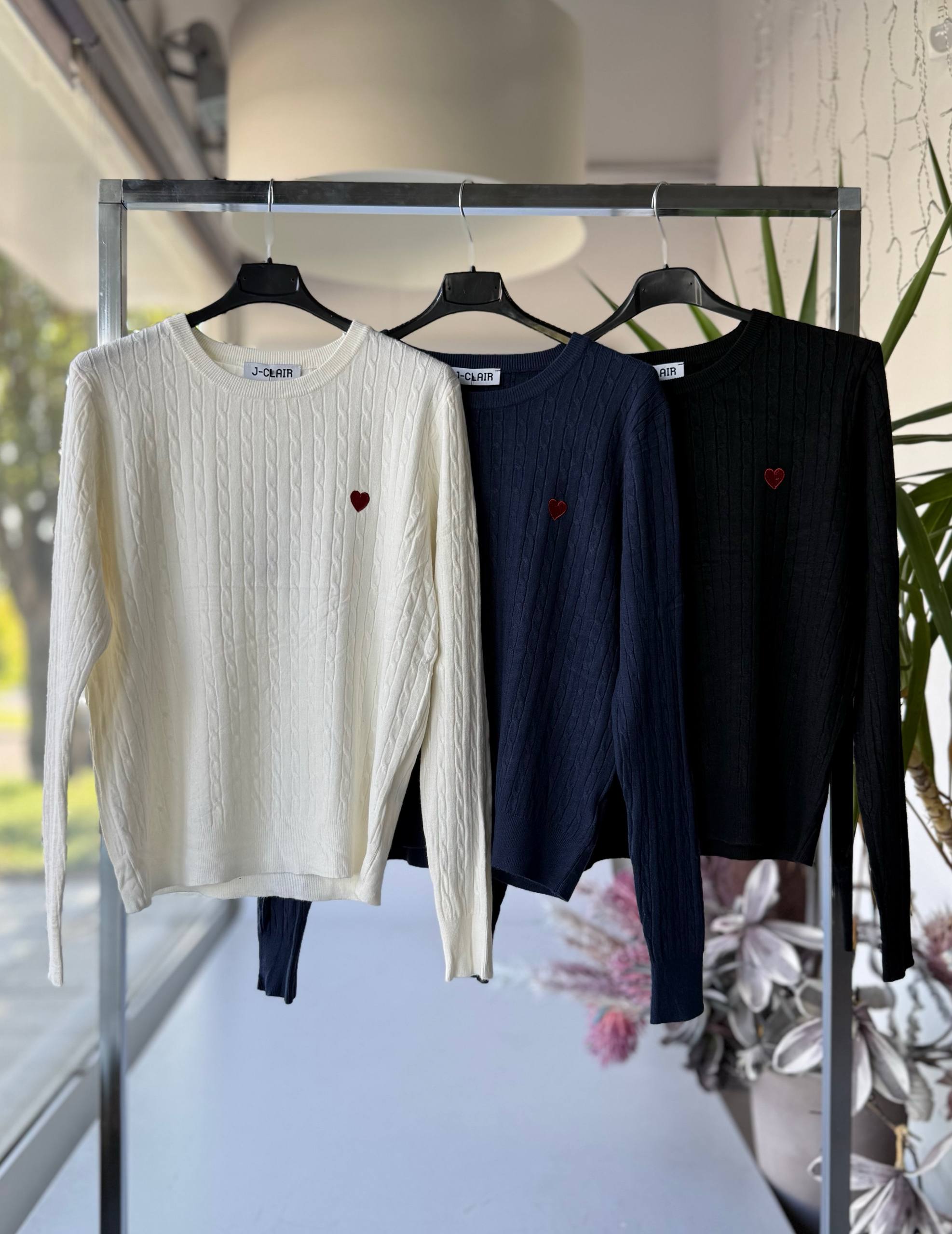 Фото Joie Clair (J-Clair)