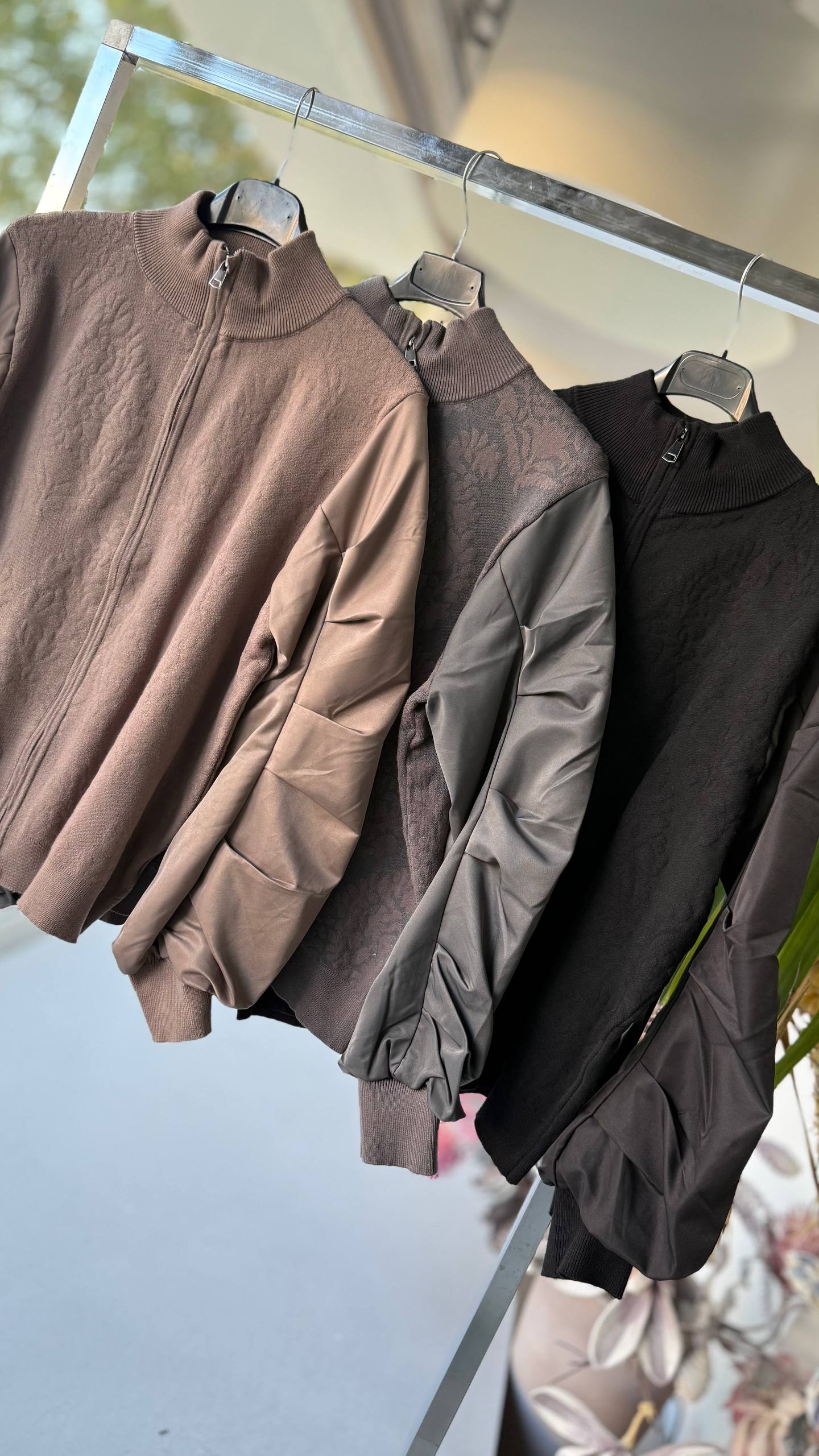 Фото Joie Clair (J-Clair)