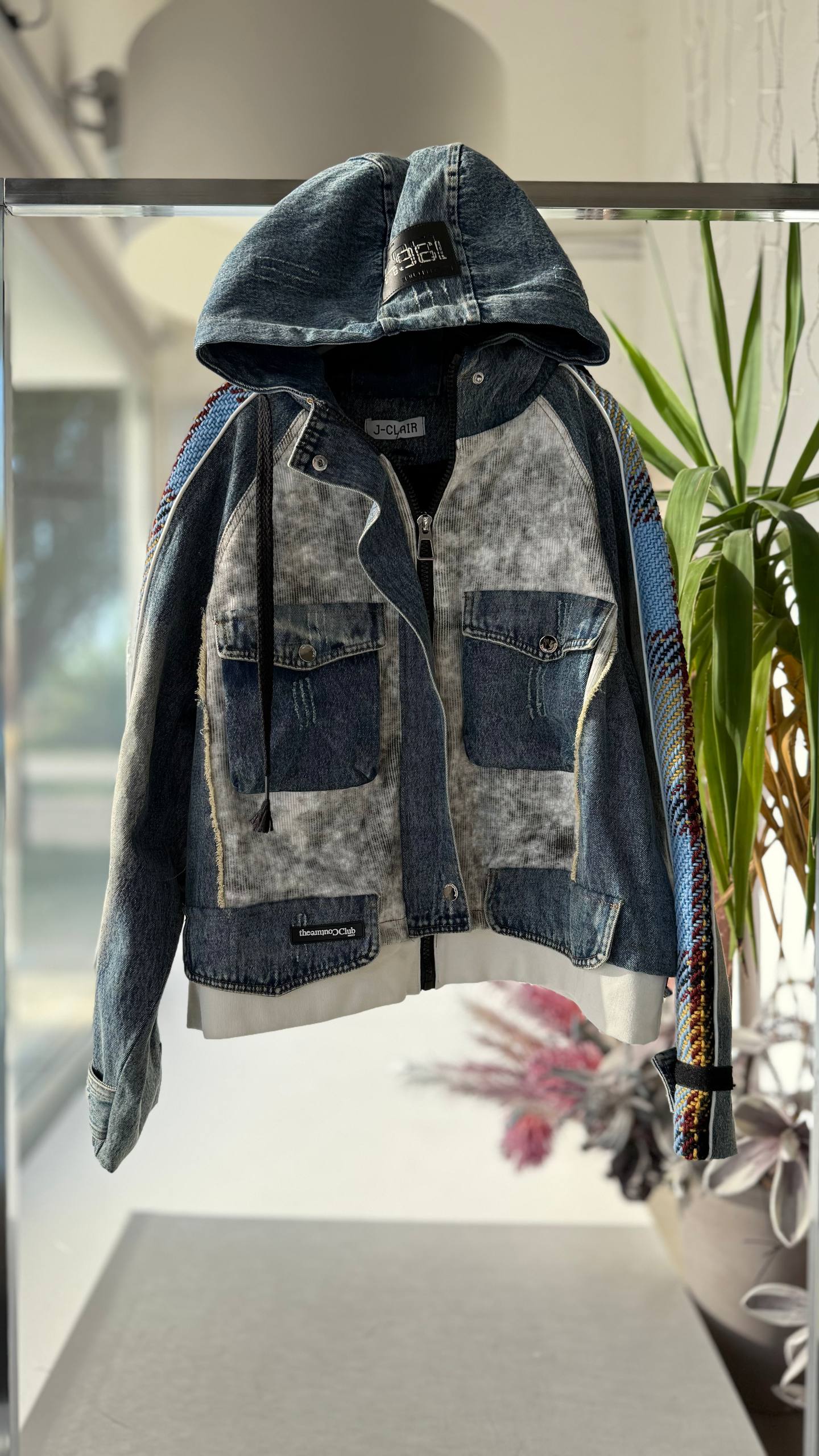 Фото Joie Clair (J-Clair)