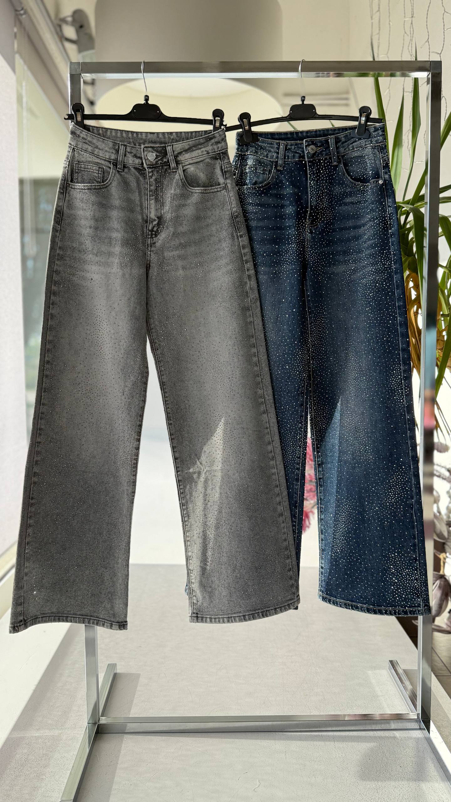 Joie Clair (J-Clair)