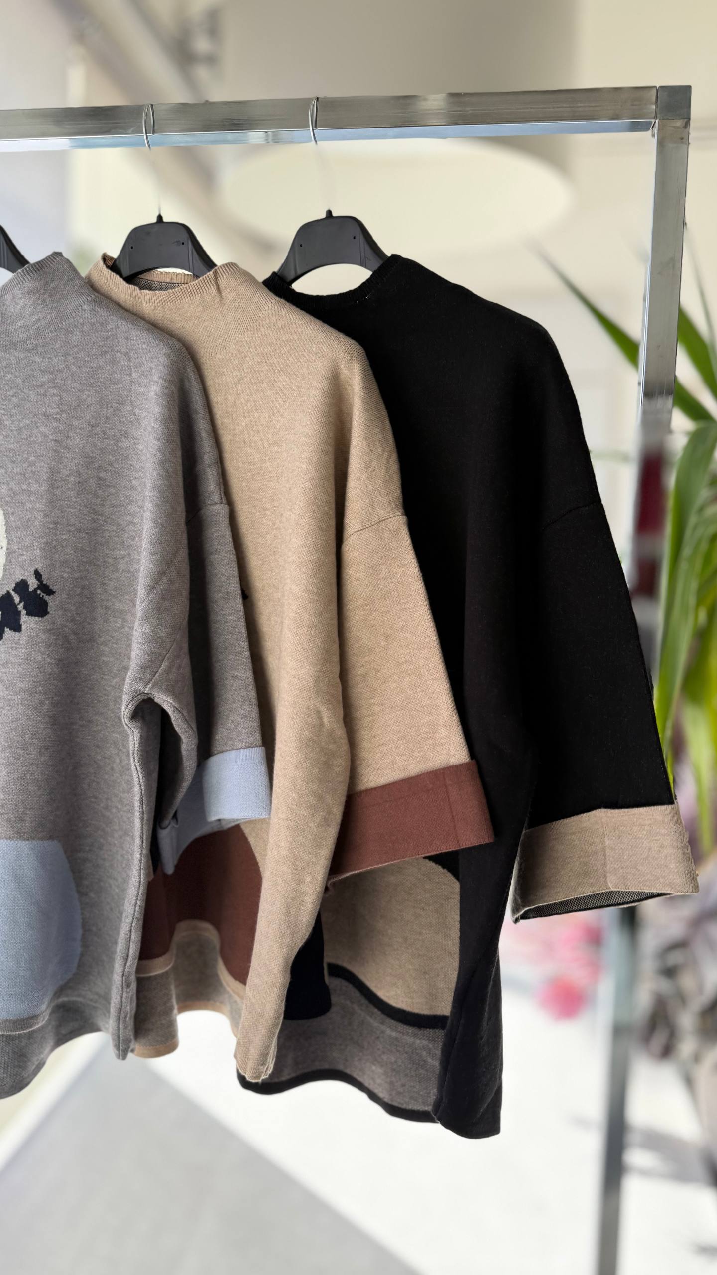 Фото Joie Clair (J-Clair)