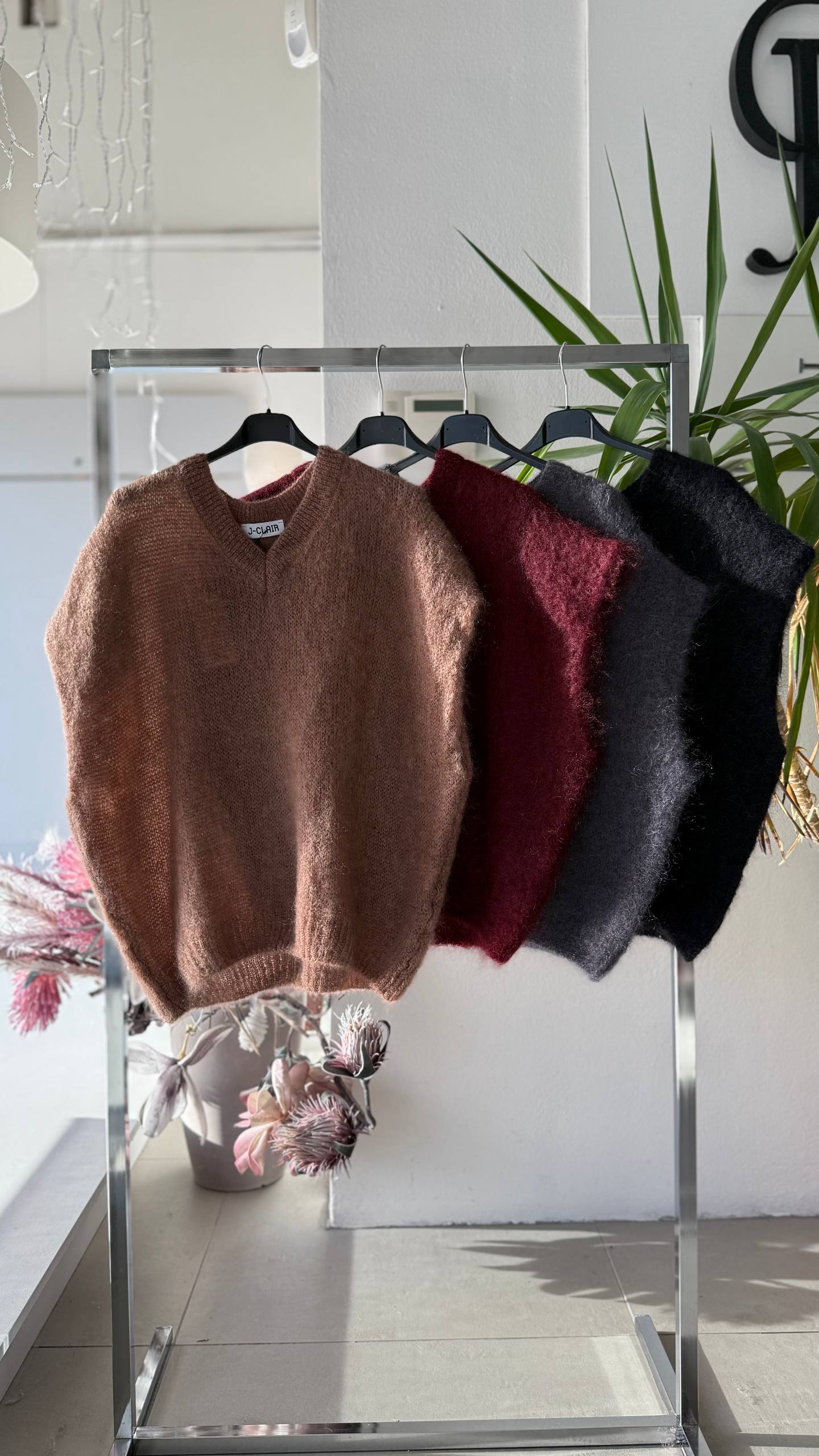 Фото Joie Clair (J-Clair)