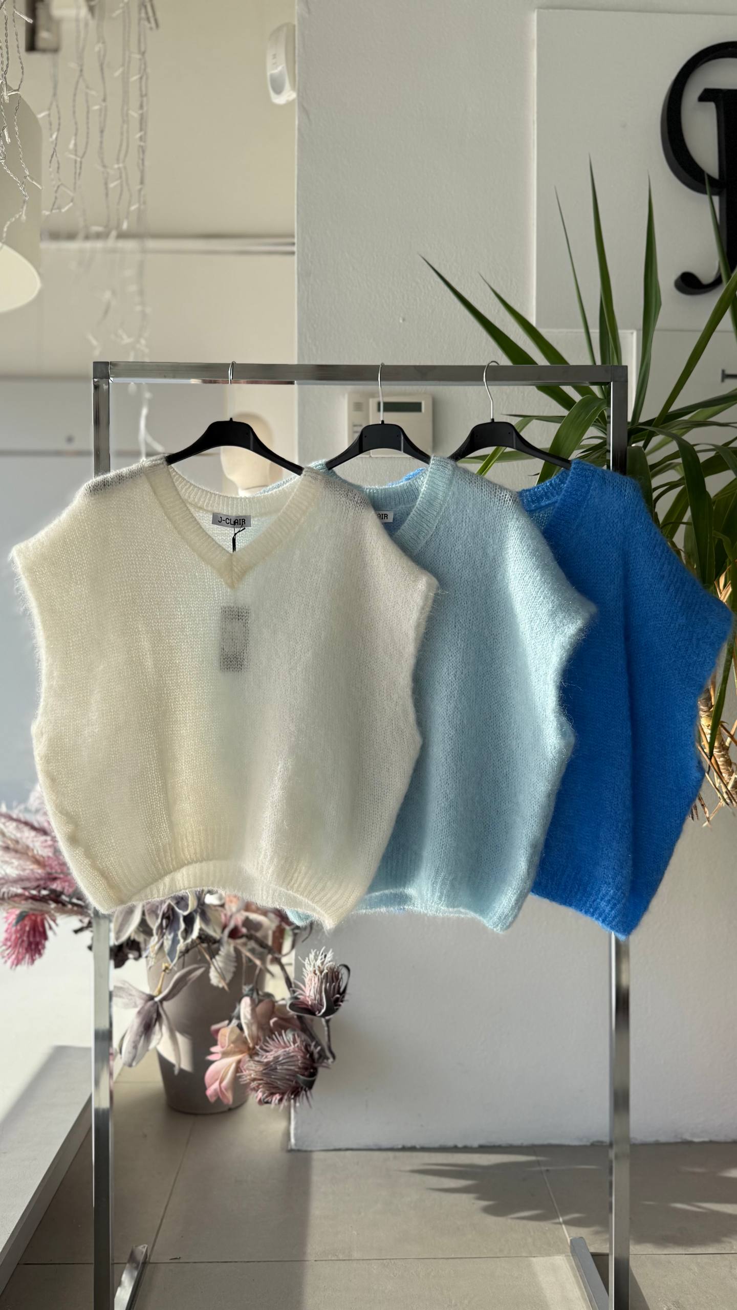 Фото Joie Clair (J-Clair)