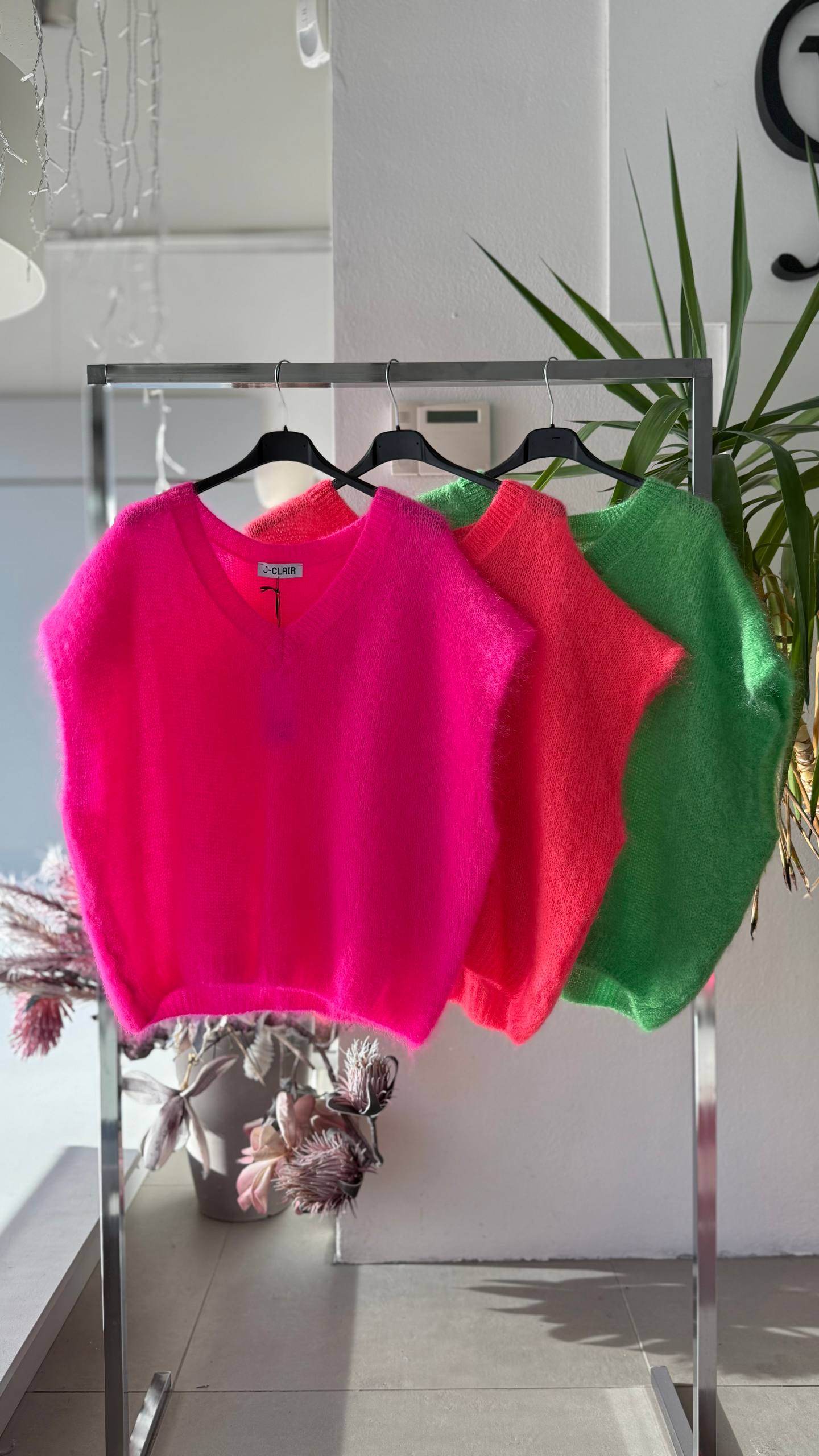 Фото Joie Clair (J-Clair)