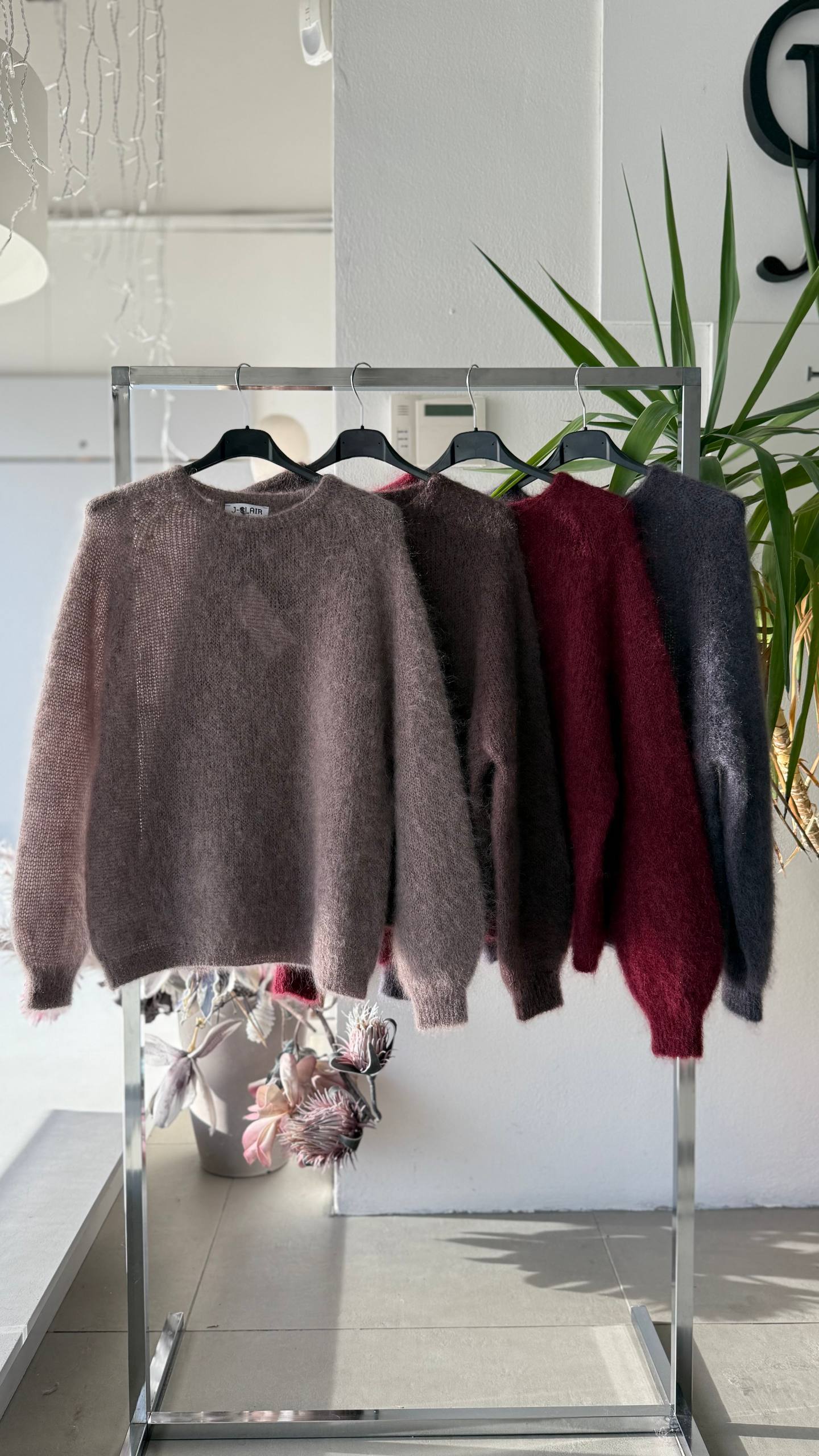 Фото Joie Clair (J-Clair)