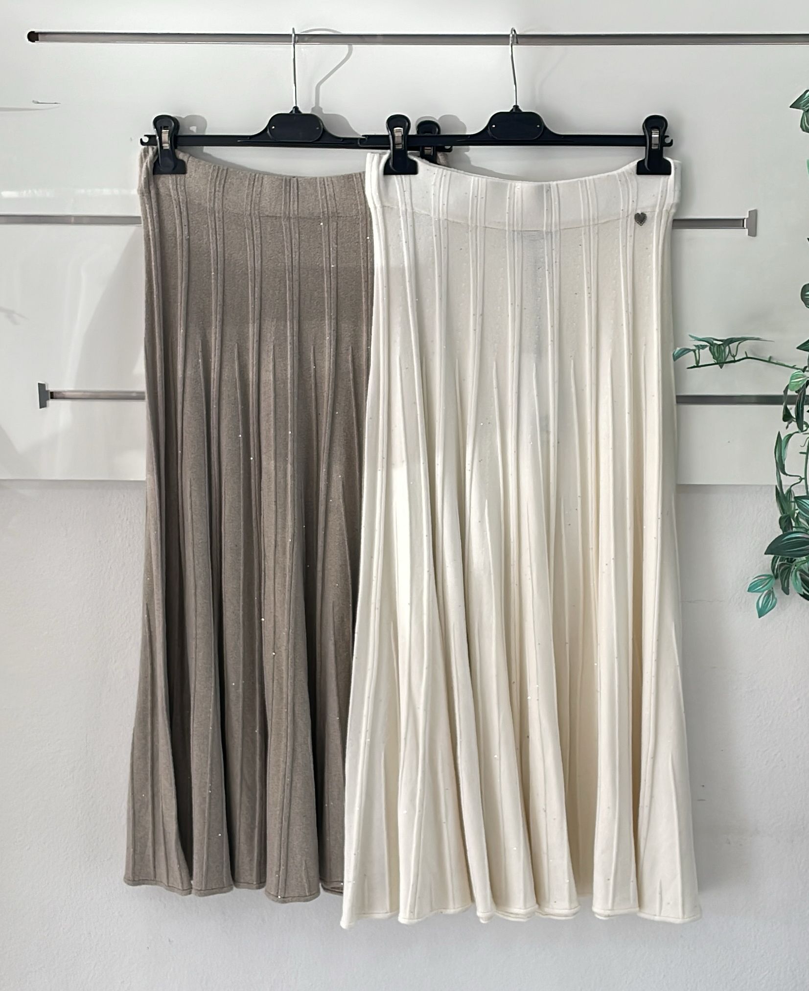 Joie Clair (J-Clair)