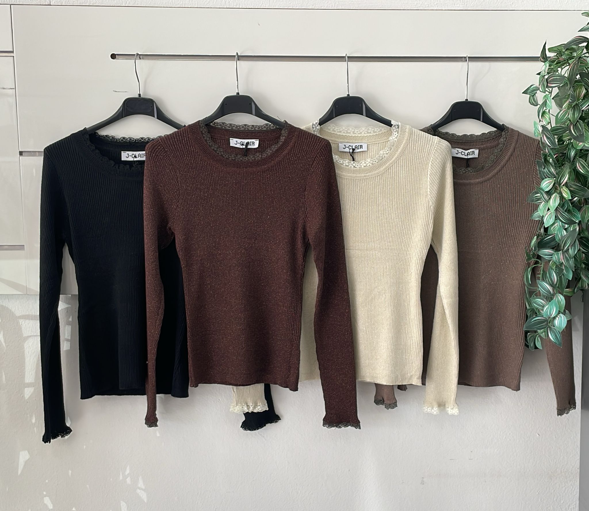 Joie Clair (J-Clair)