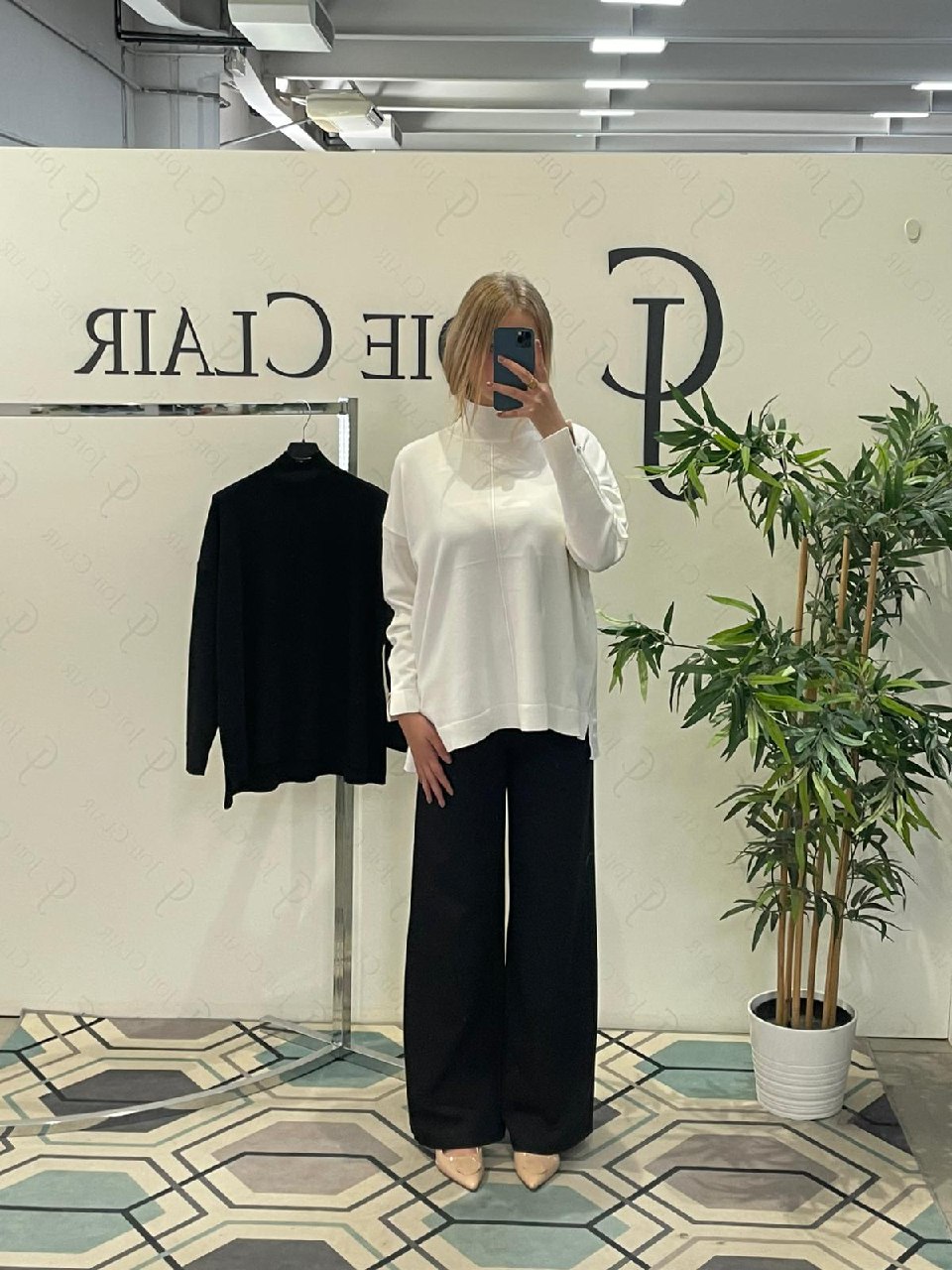 Joie Clair (J-Clair)