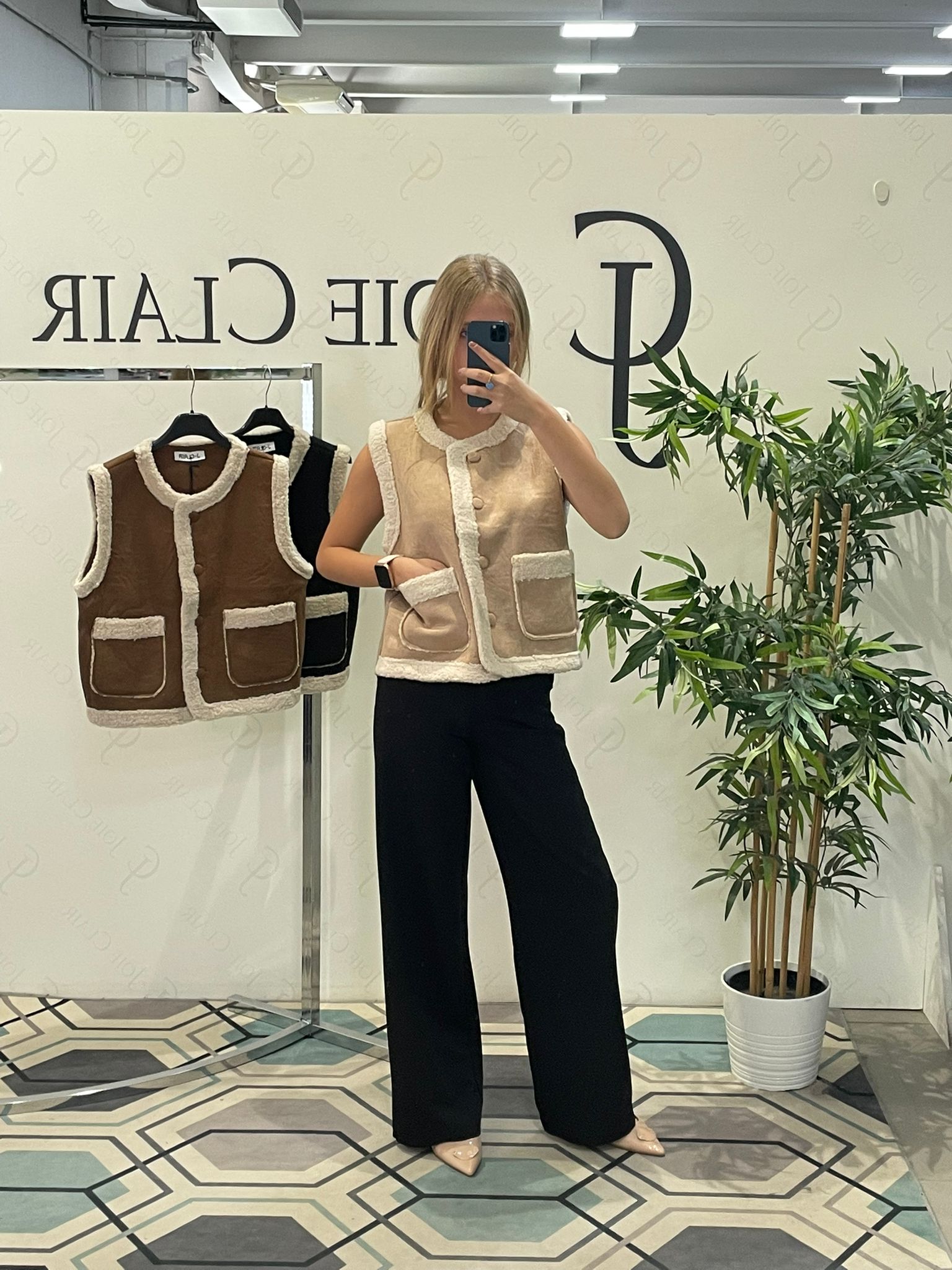 Joie Clair (J-Clair)