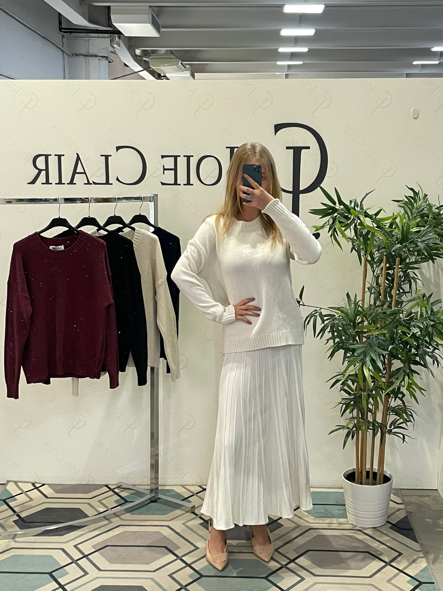 Joie Clair (J-Clair)