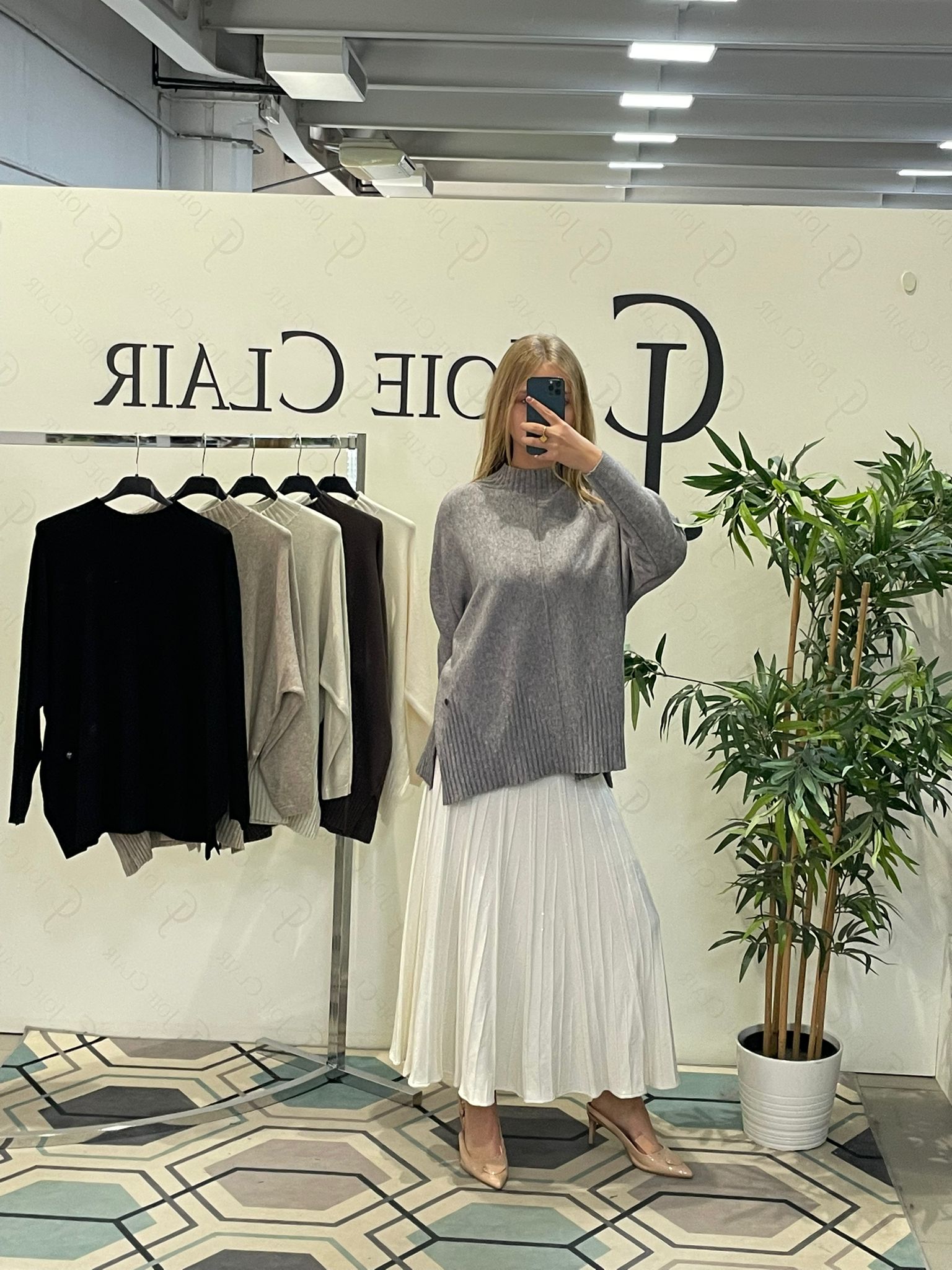 Joie Clair (J-Clair)