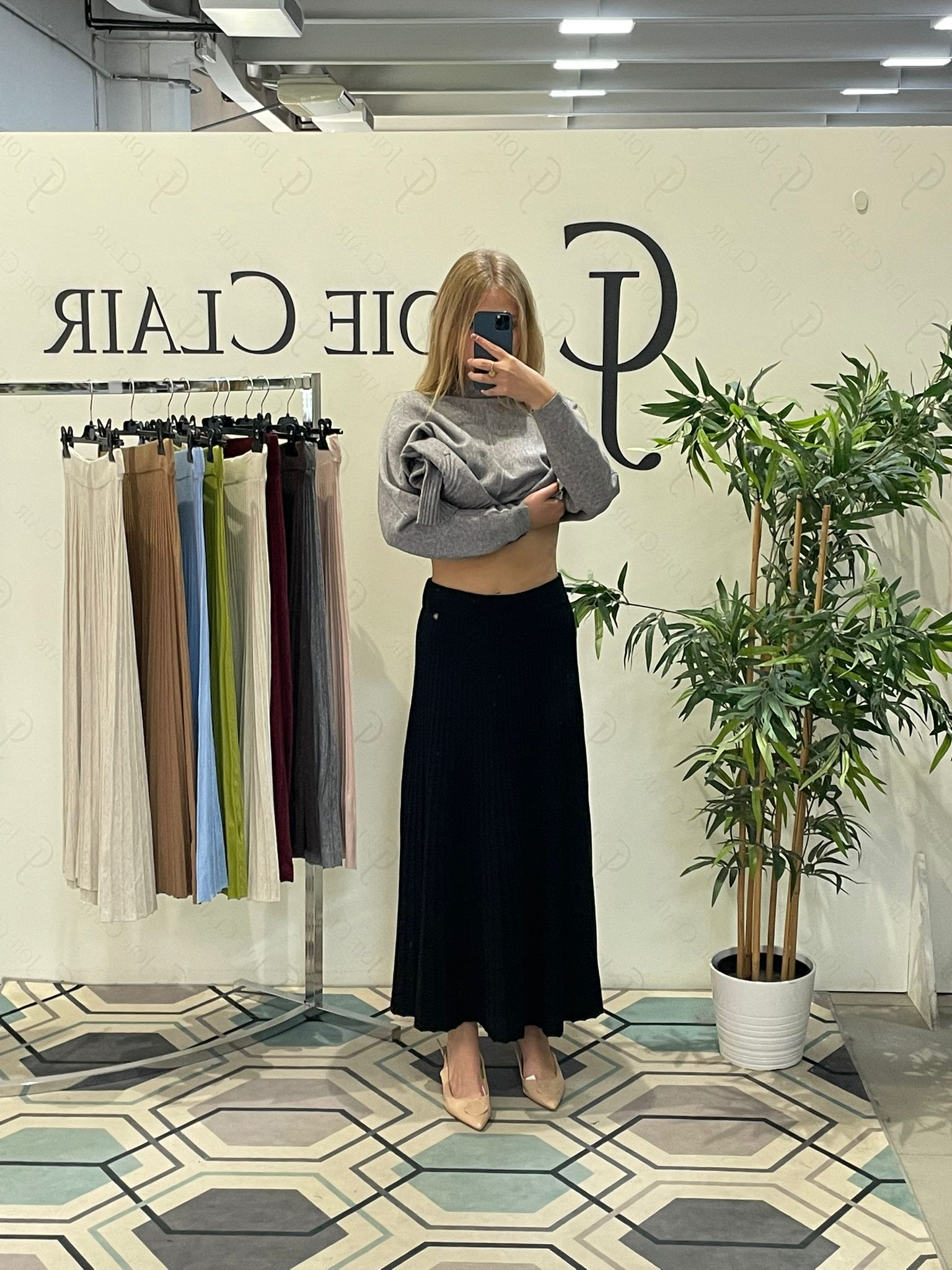 Joie Clair (J-Clair)