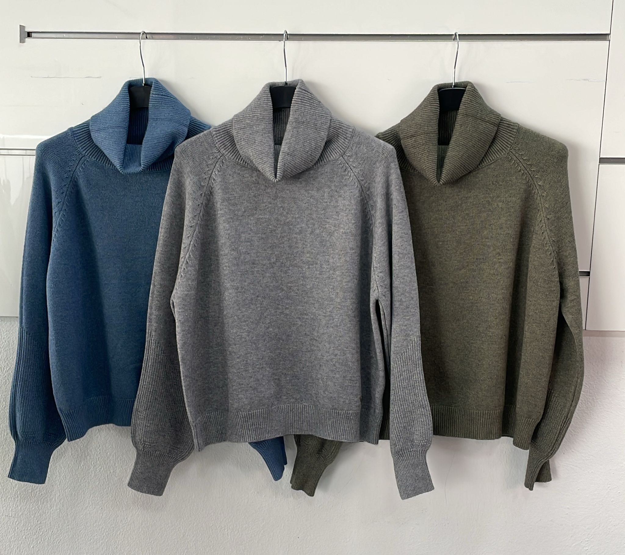 Фото Joie Clair (J-Clair)