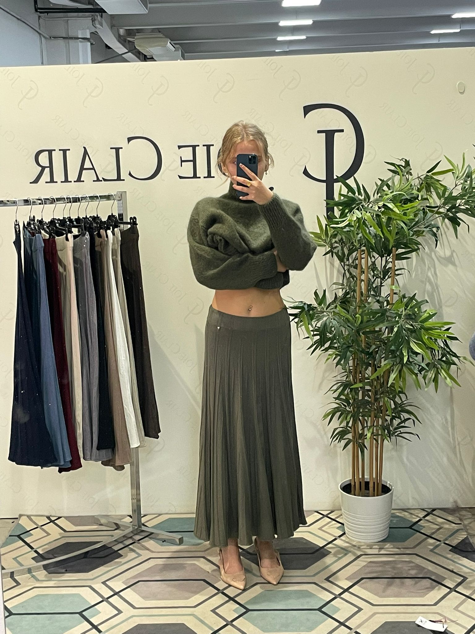 Фото Joie Clair (J-Clair)