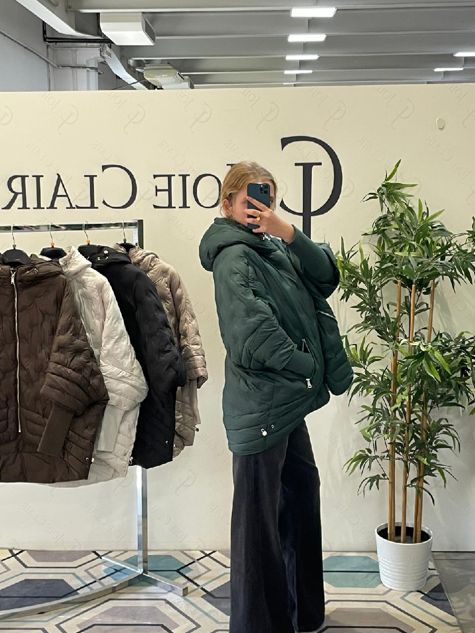 Фото Joie Clair (J-Clair)