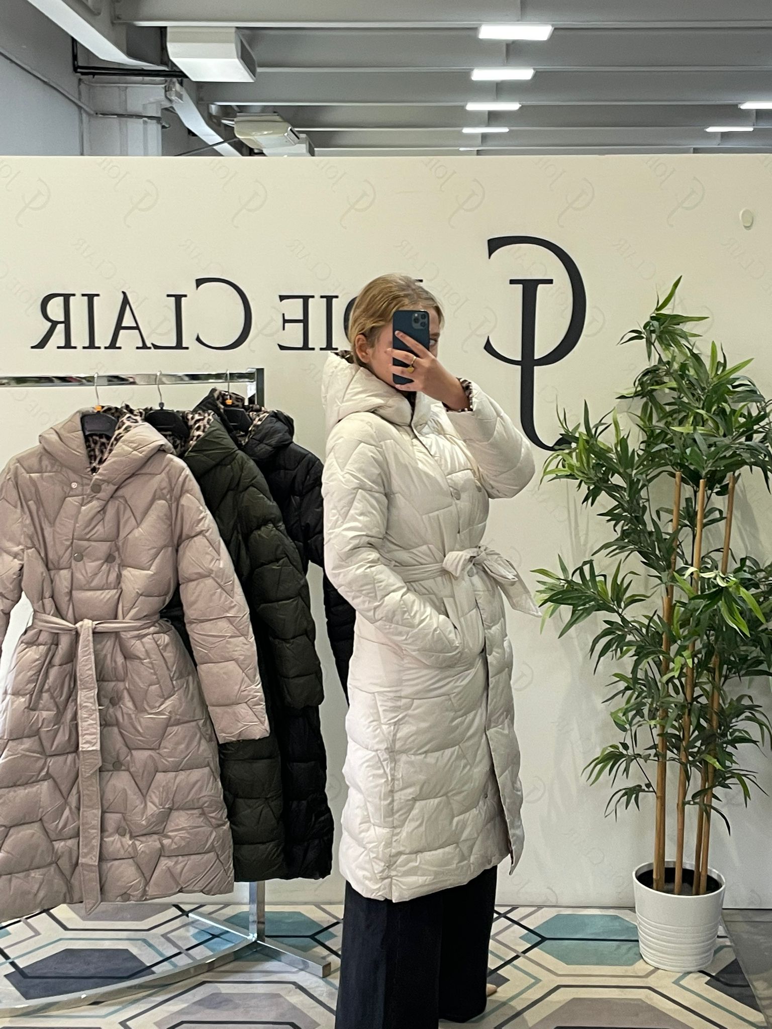 Фото Joie Clair (J-Clair)