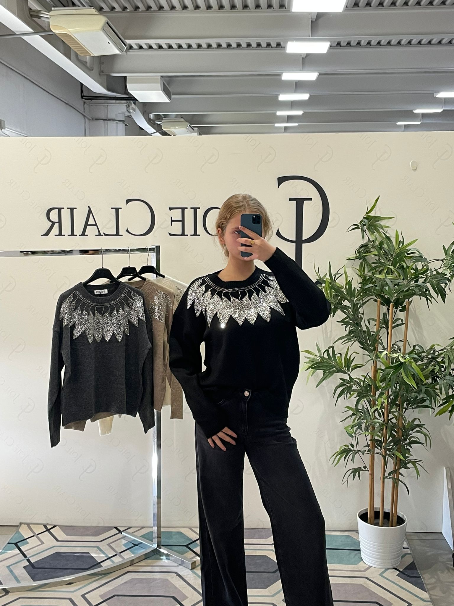 Фото Joie Clair (J-Clair)