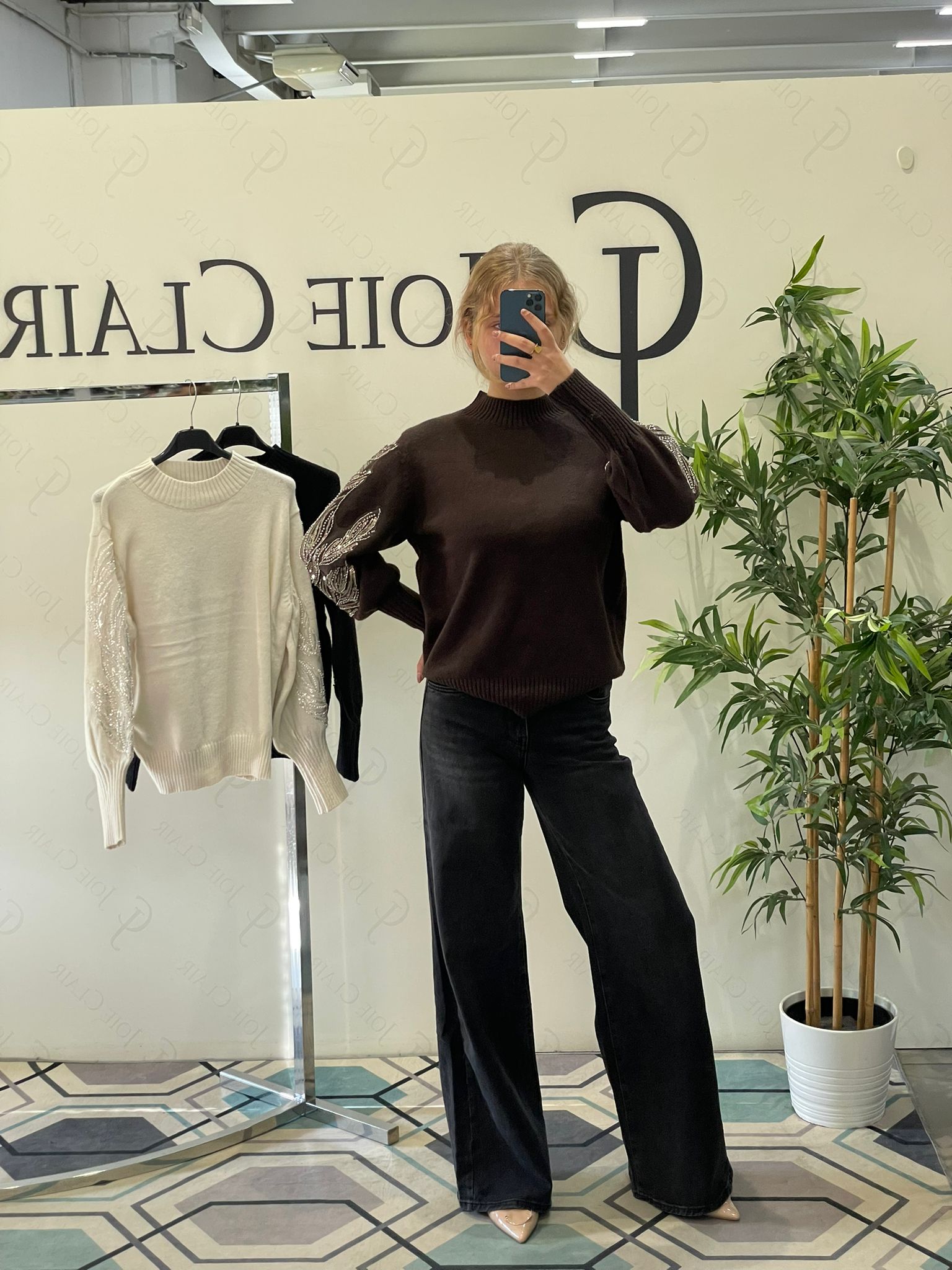 Фото Joie Clair (J-Clair)