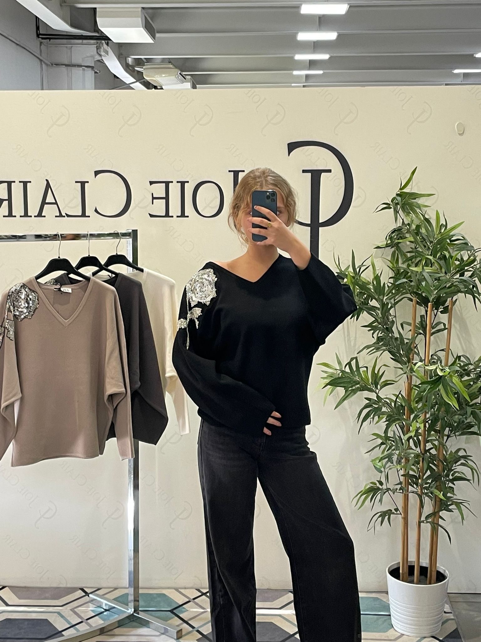 Фото Joie Clair (J-Clair)