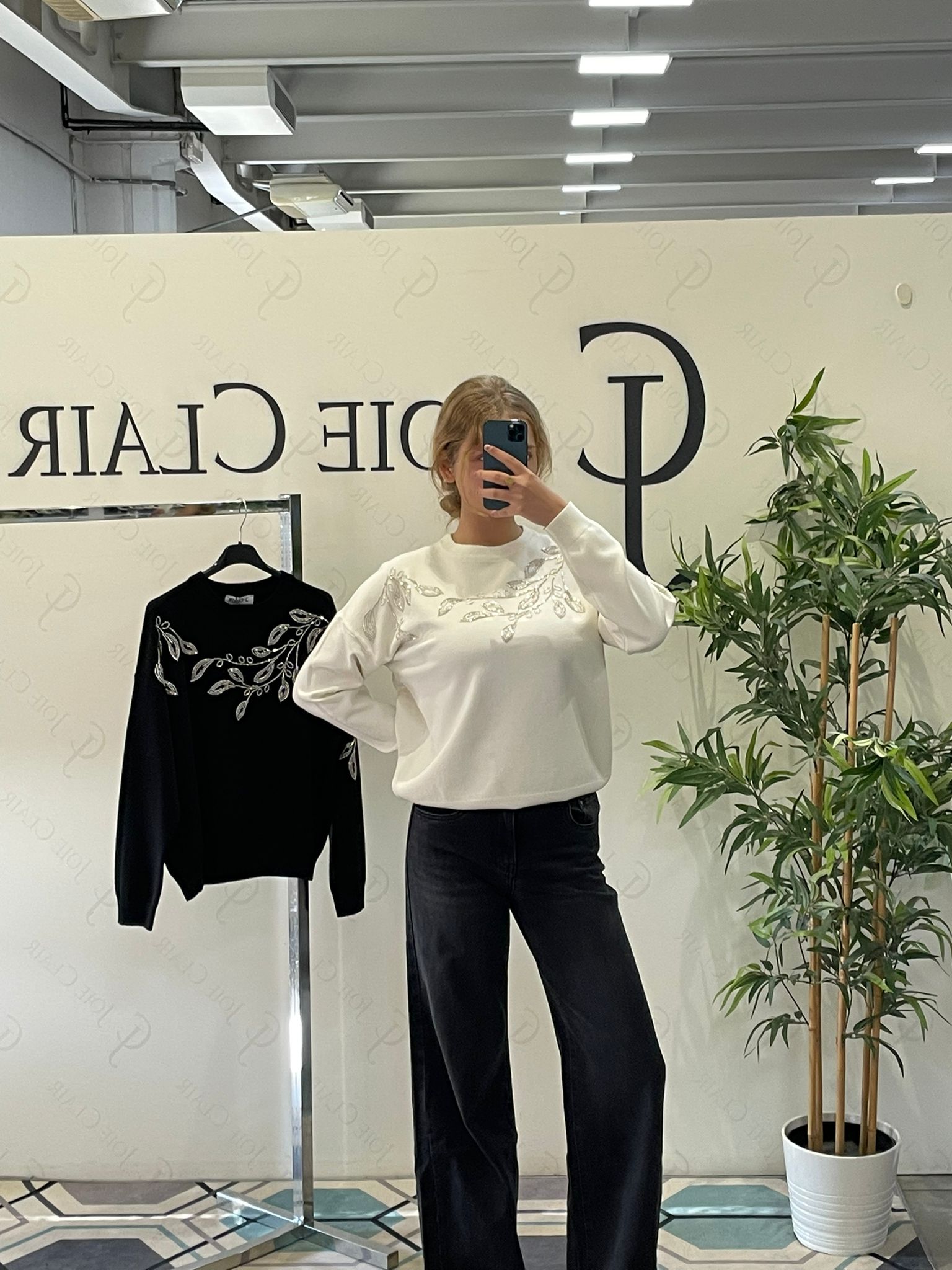 Фото Joie Clair (J-Clair)