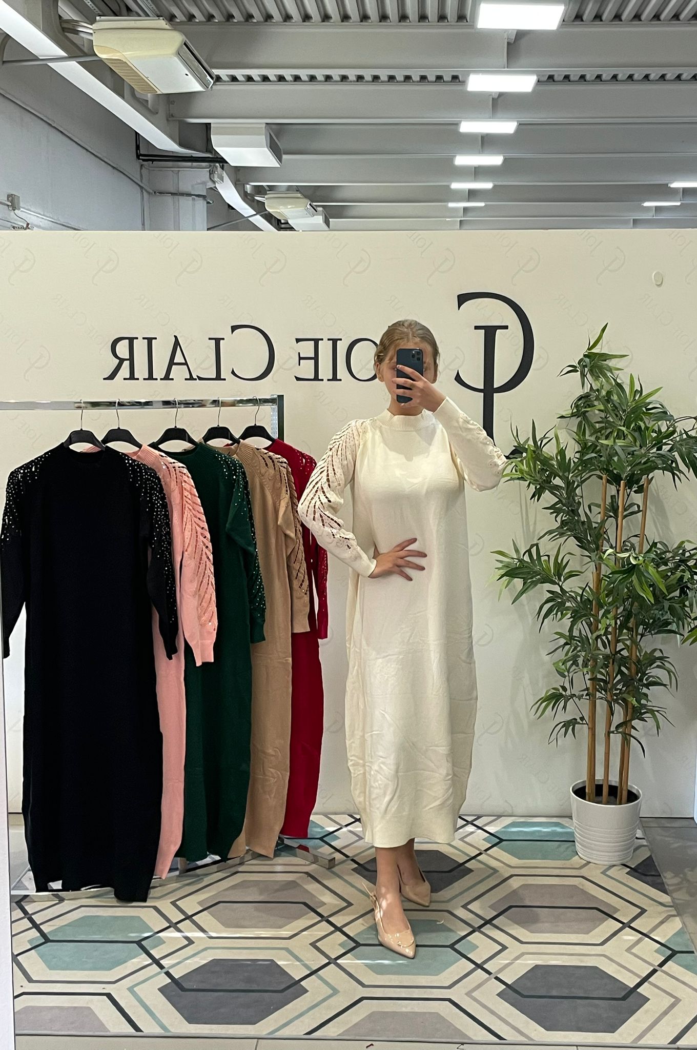 Фото Joie Clair (J-Clair)