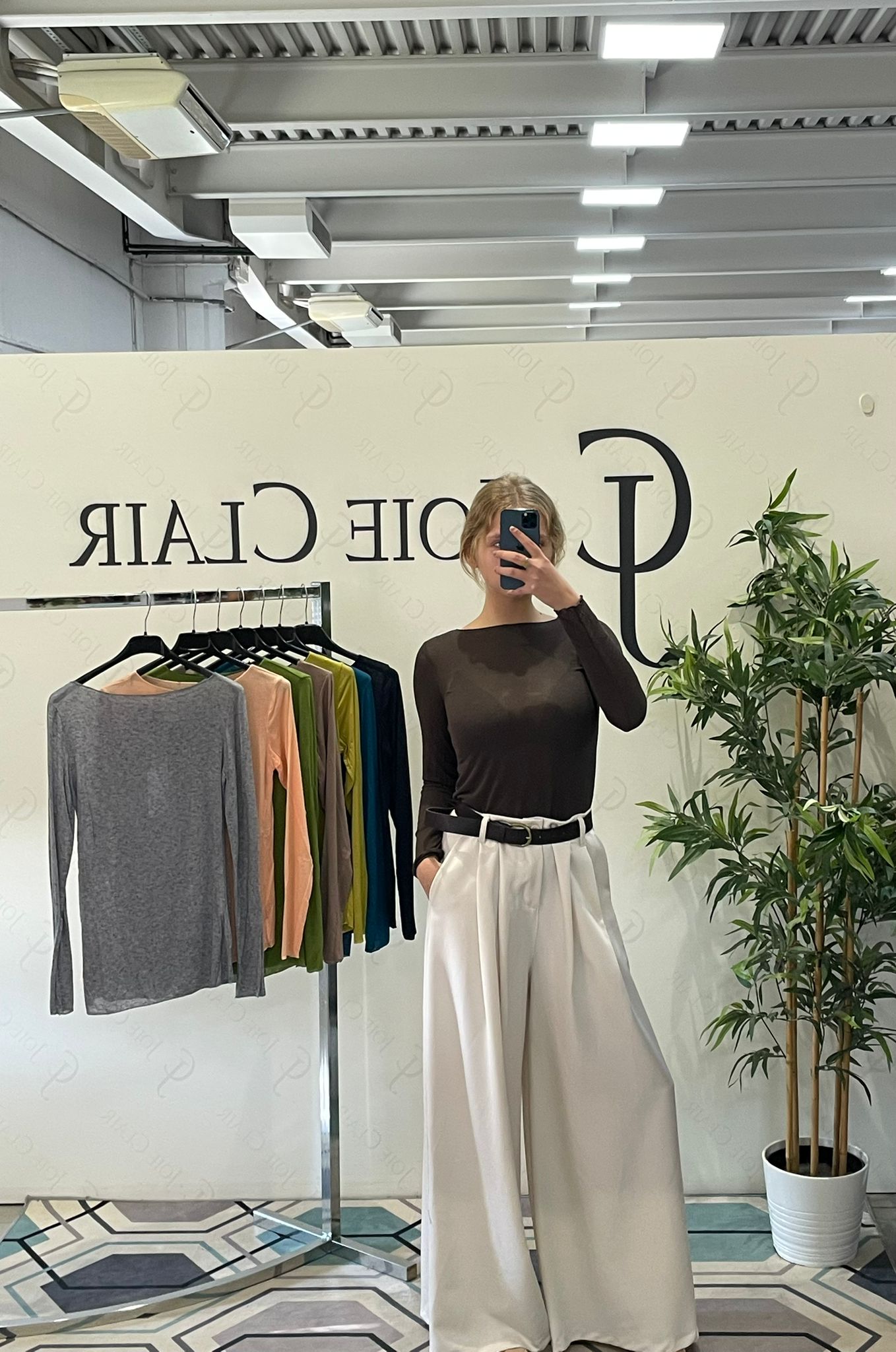 Фото Joie Clair (J-Clair)