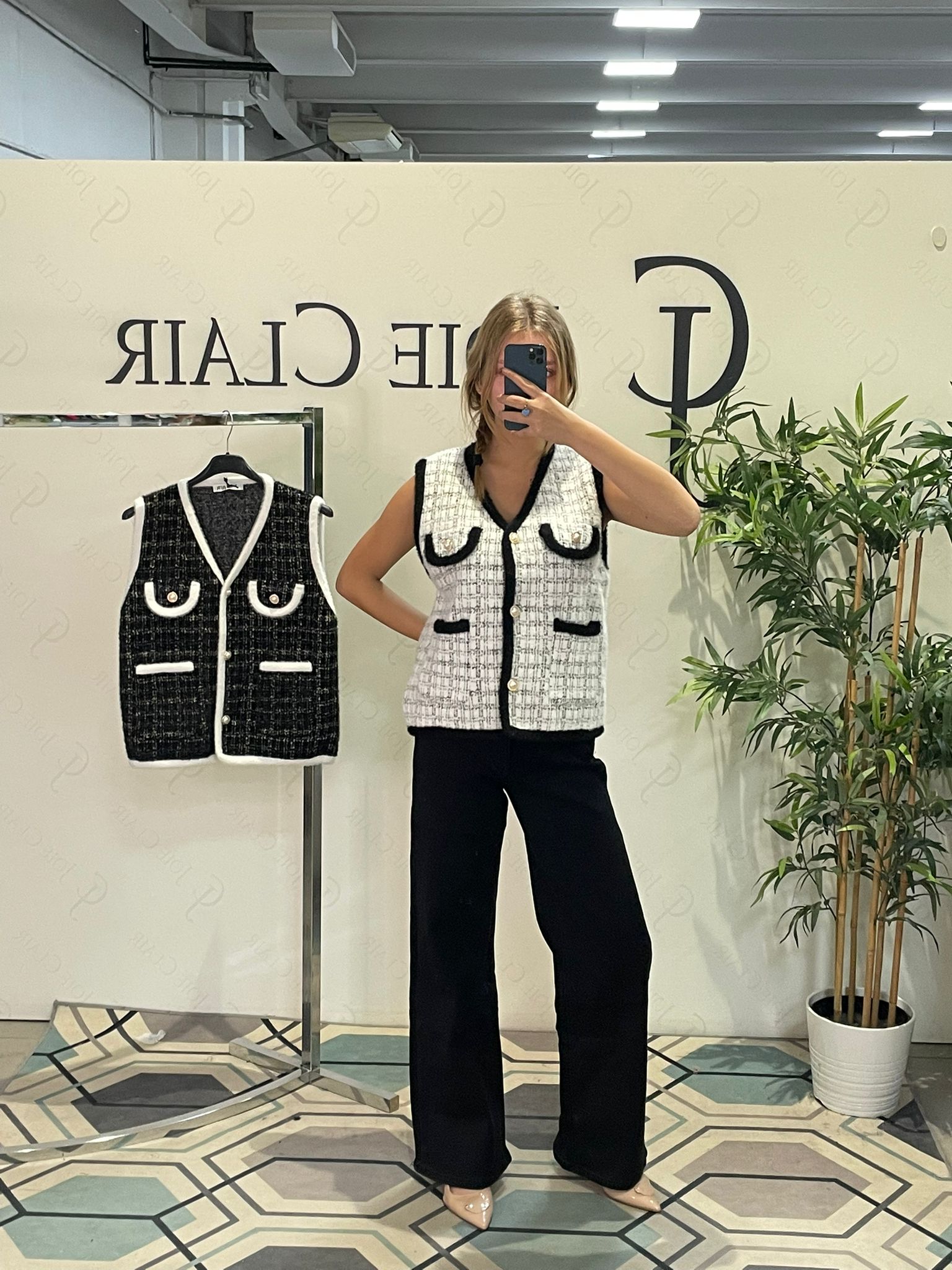 Фото Joie Clair (J-Clair)