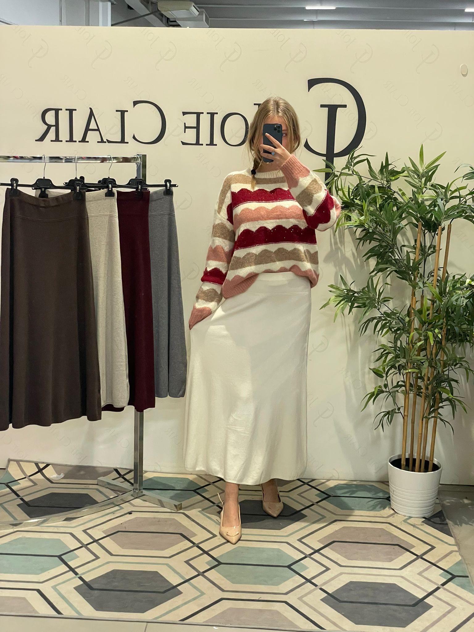 Фото Joie Clair (J-Clair)