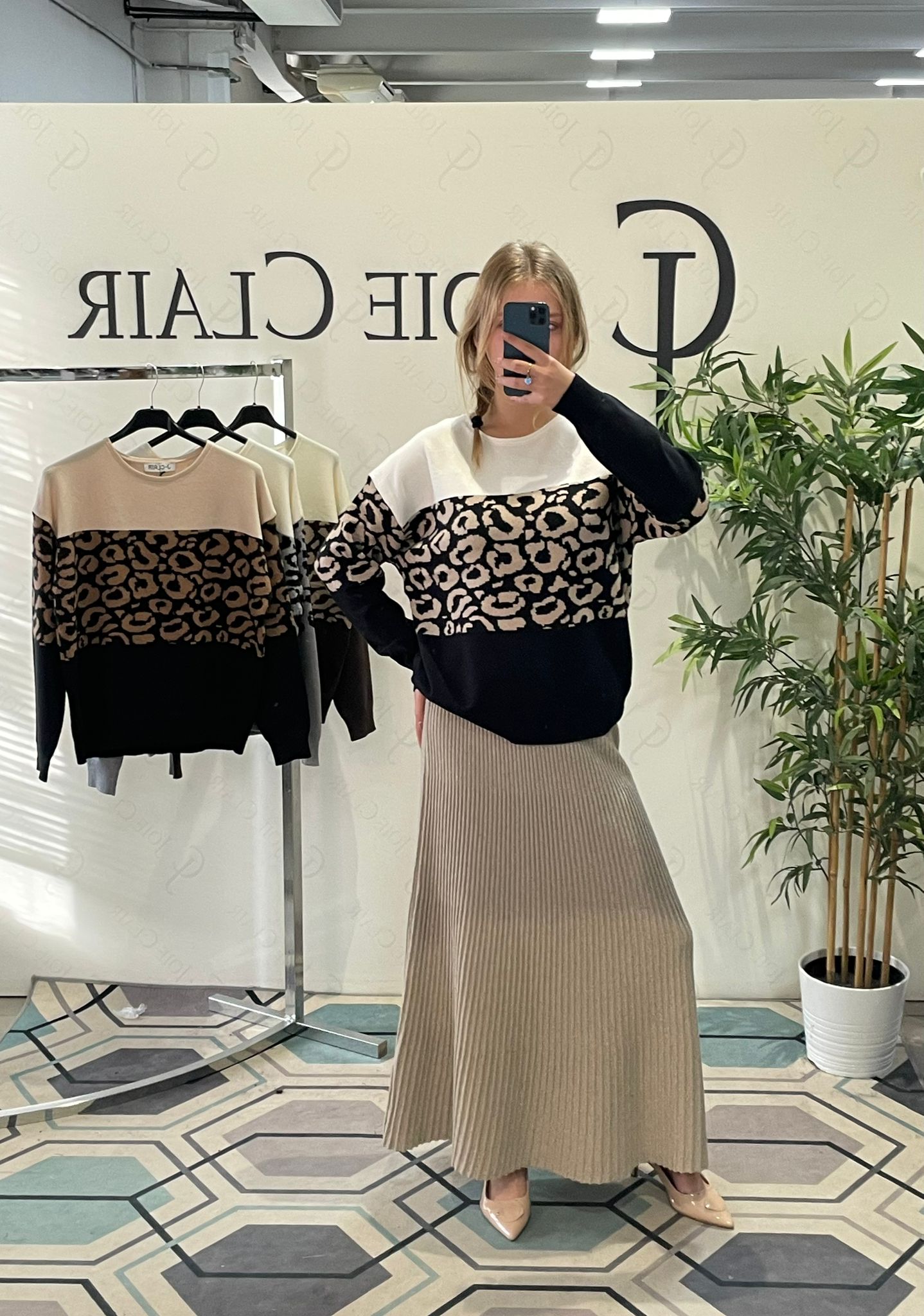 Фото Joie Clair (J-Clair)