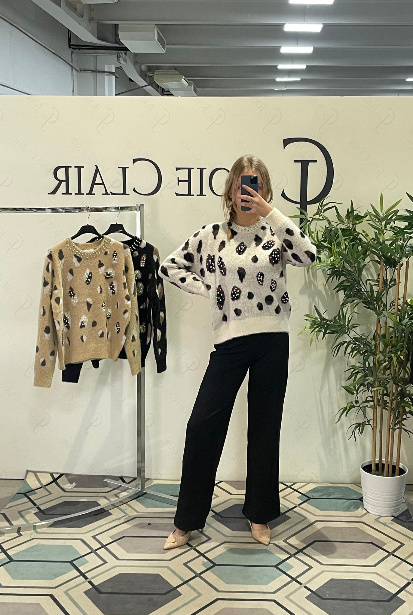 Фото Joie Clair (J-Clair)