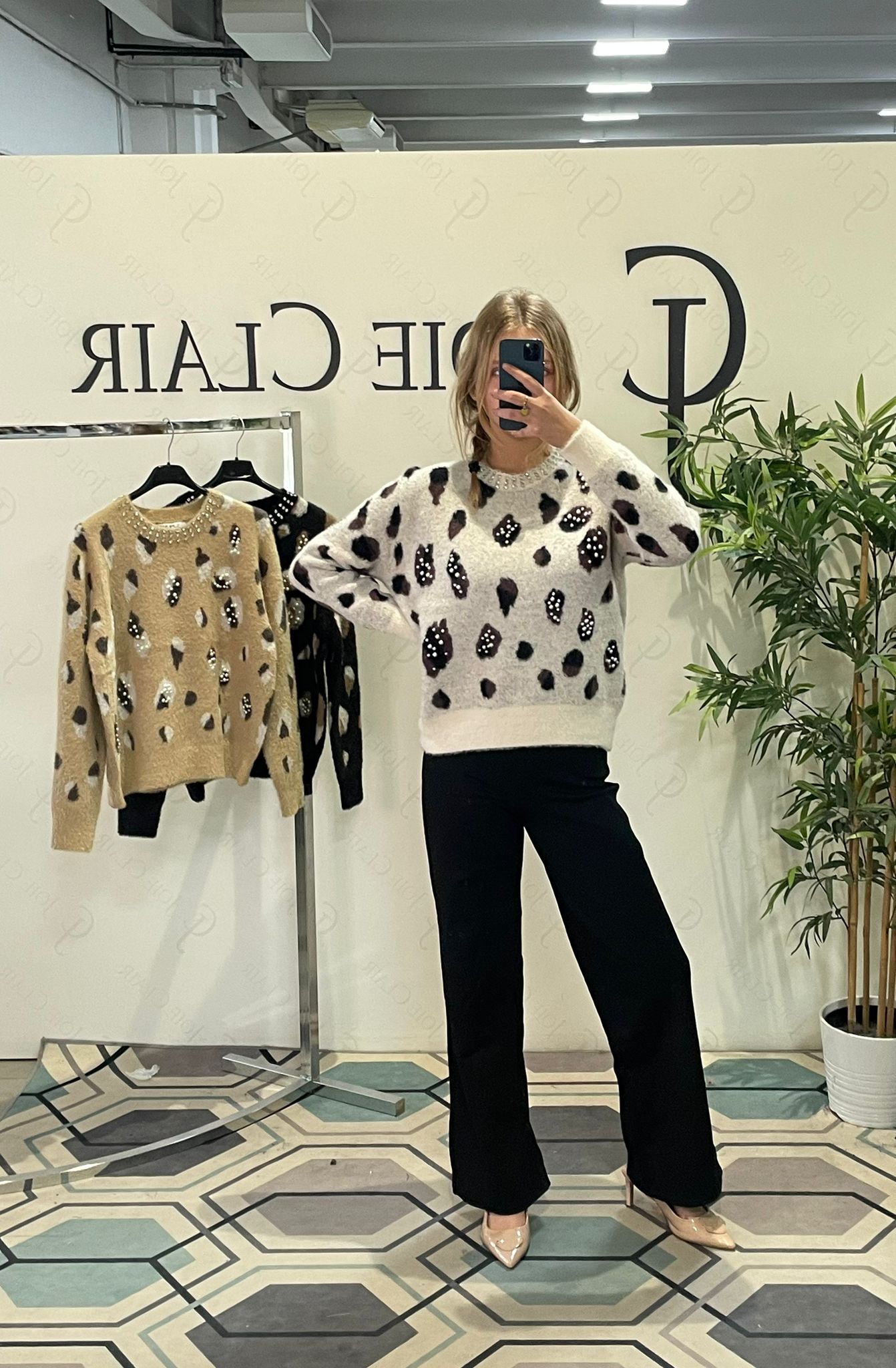 Фото Joie Clair (J-Clair)