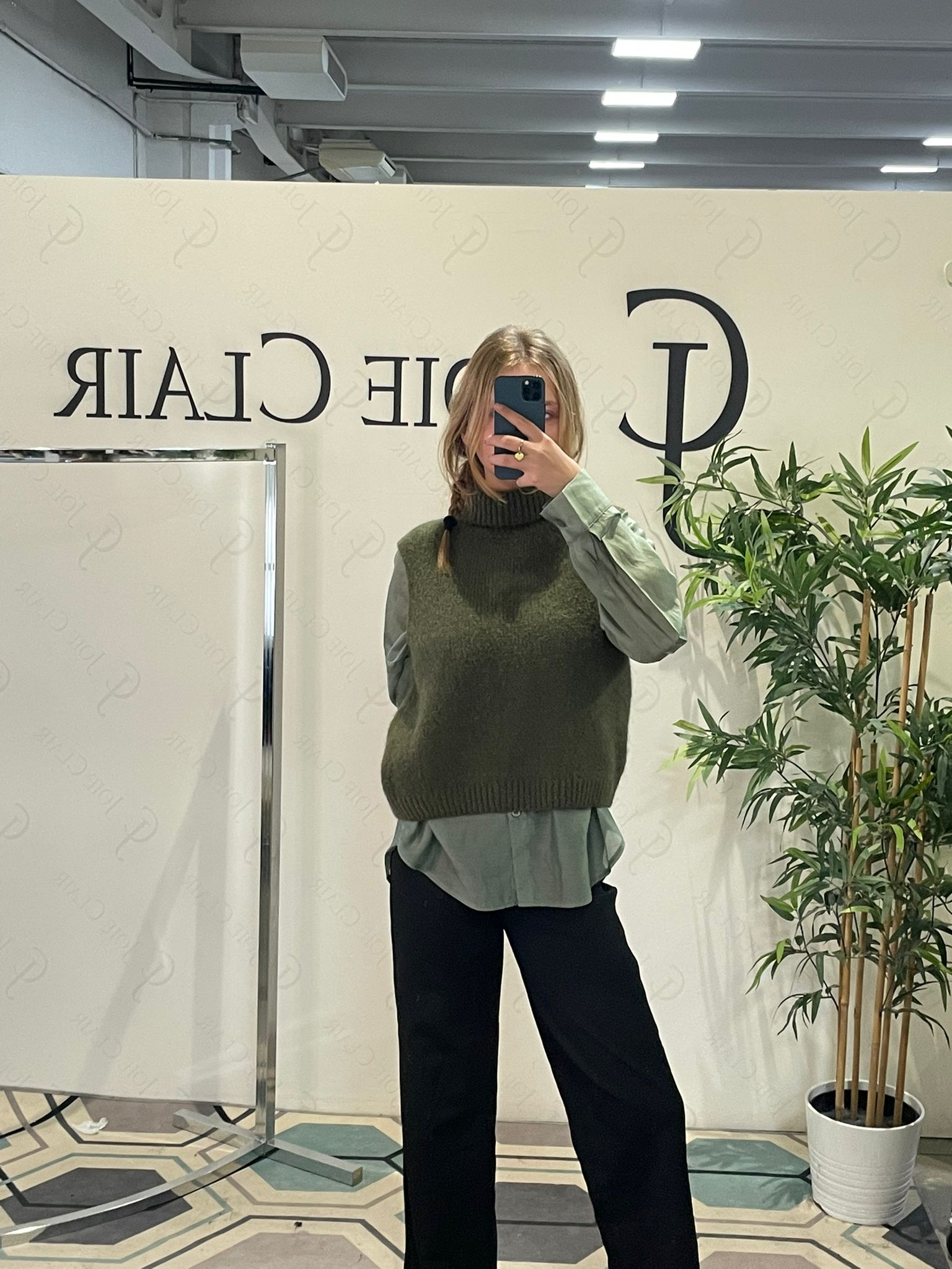 Фото Joie Clair (J-Clair)