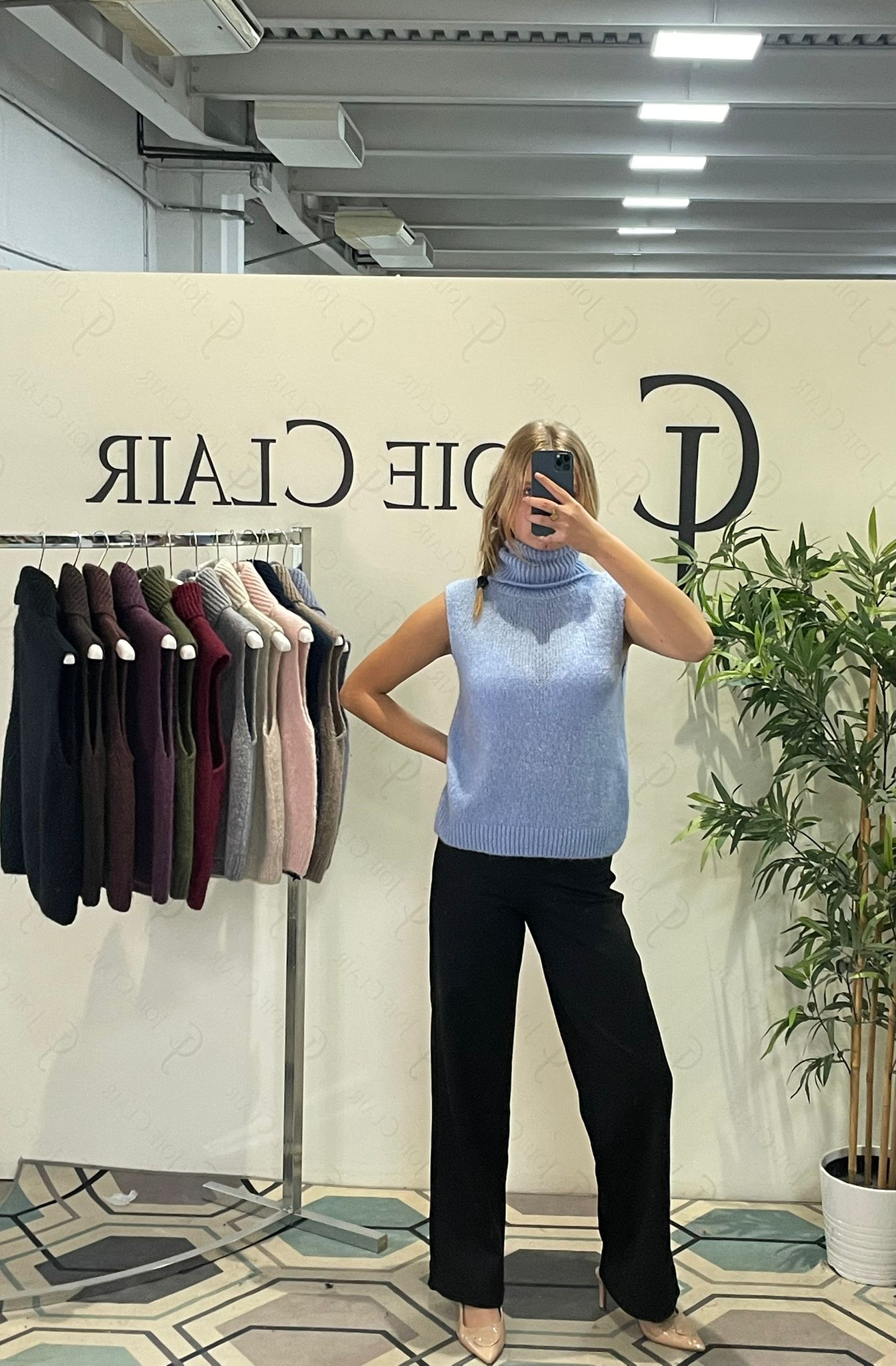 Фото Joie Clair (J-Clair)