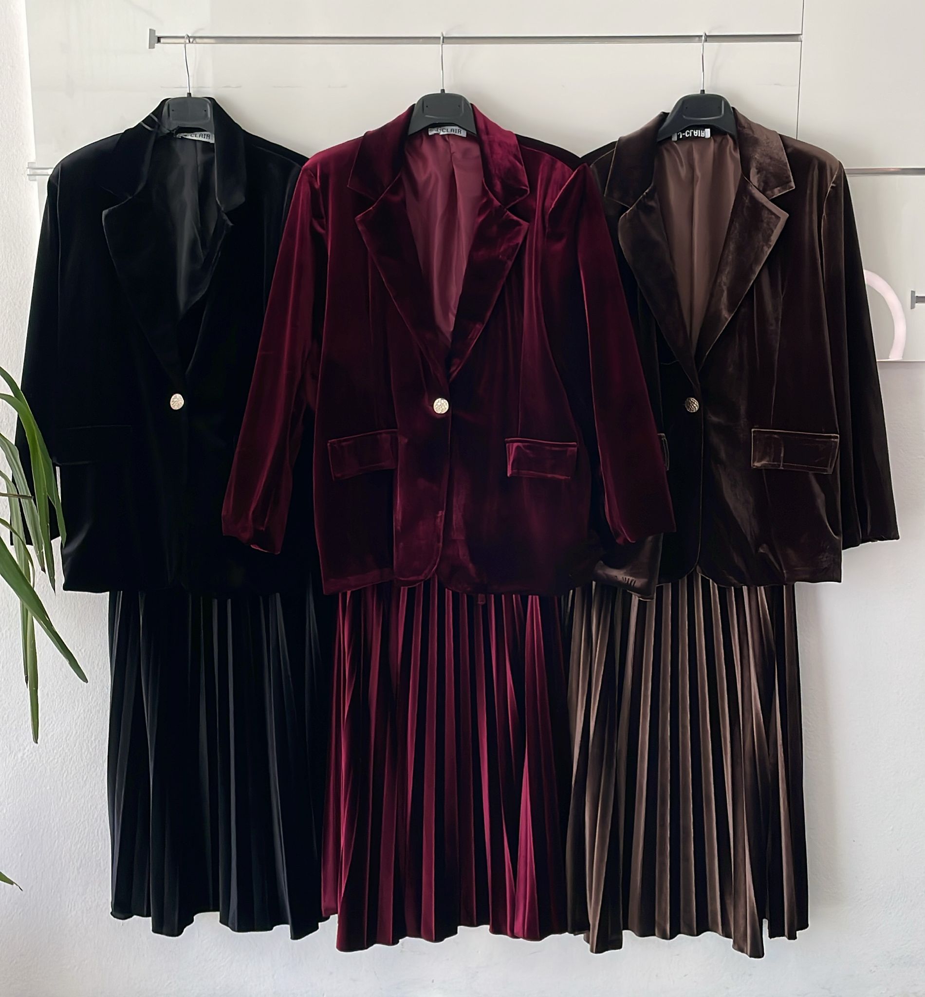 Фото Joie Clair (J-Clair)