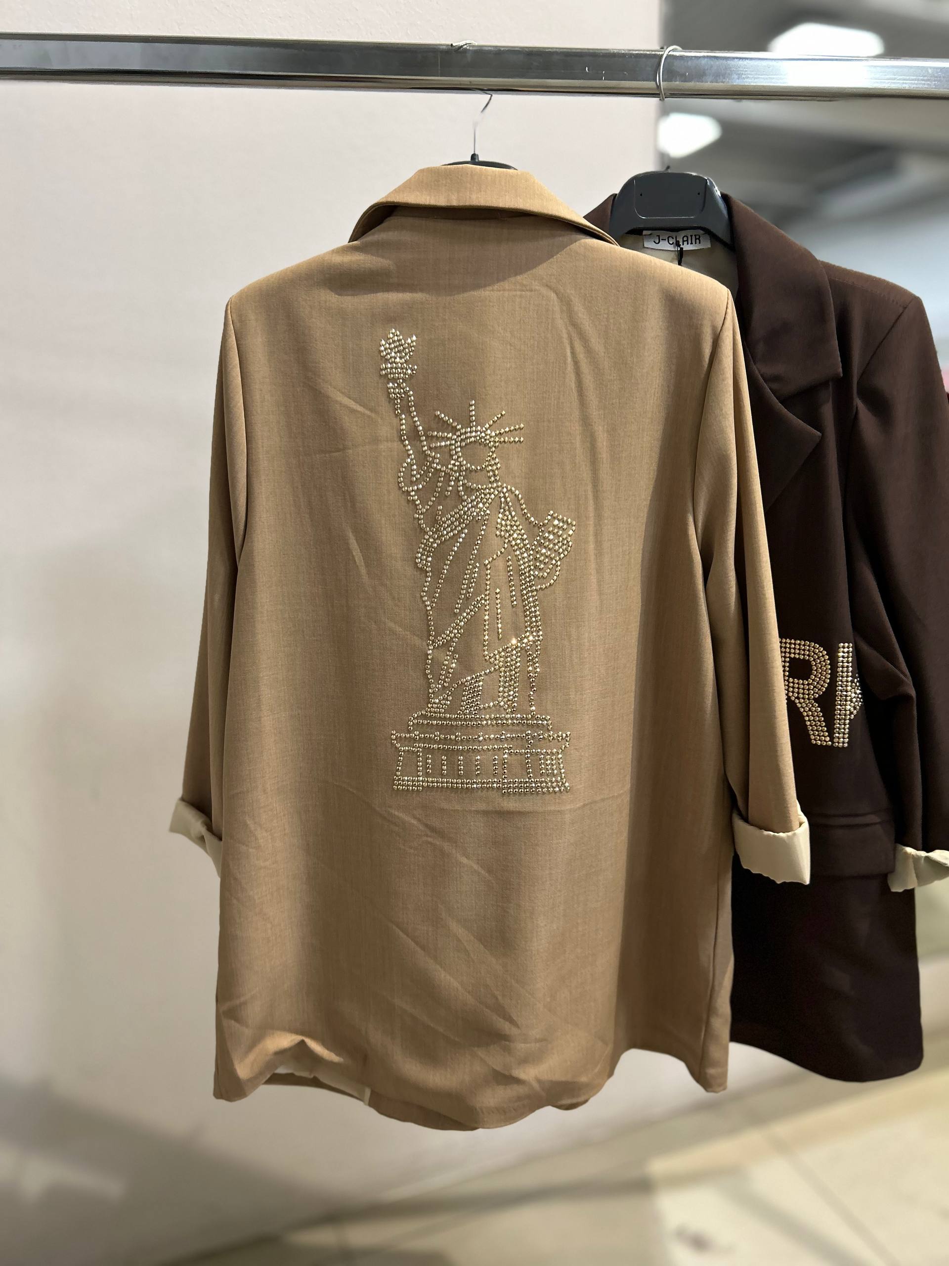 Фото Joie Clair (J-Clair)