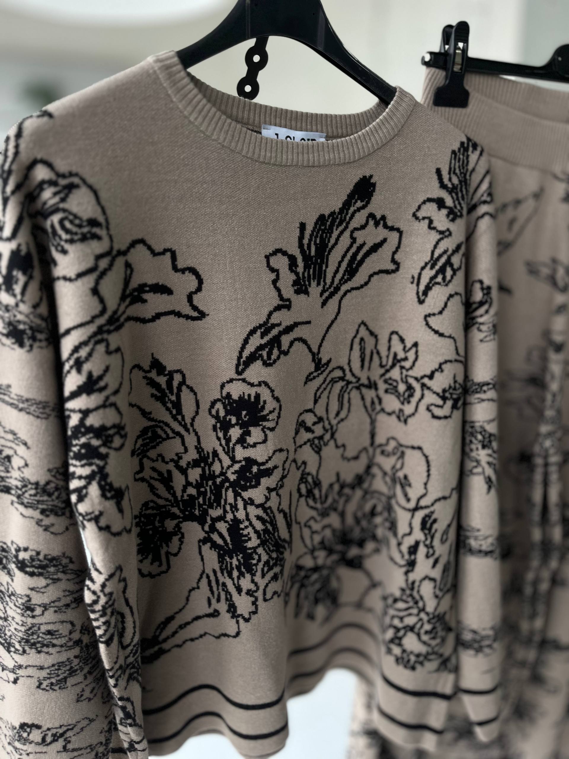 Фото Joie Clair (J-Clair)