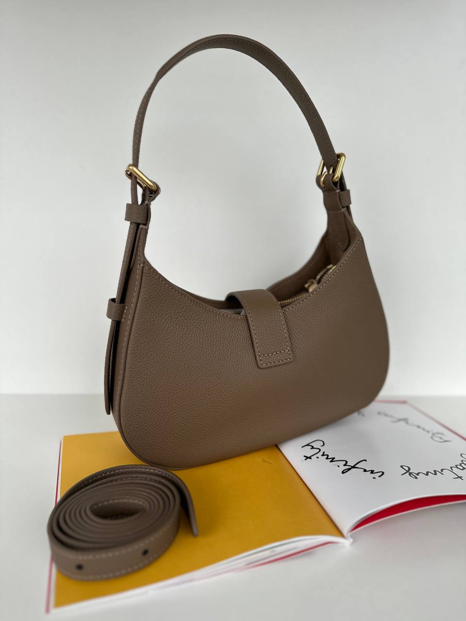 Фото Leather Country