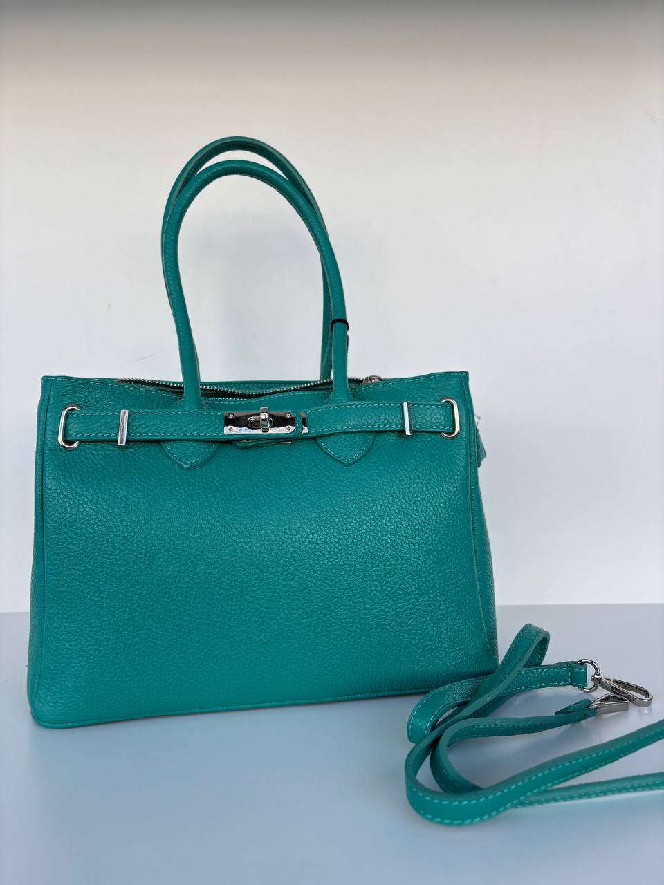 Фото Leather Country