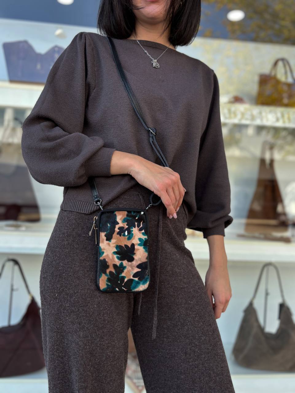 Фото Leather Country