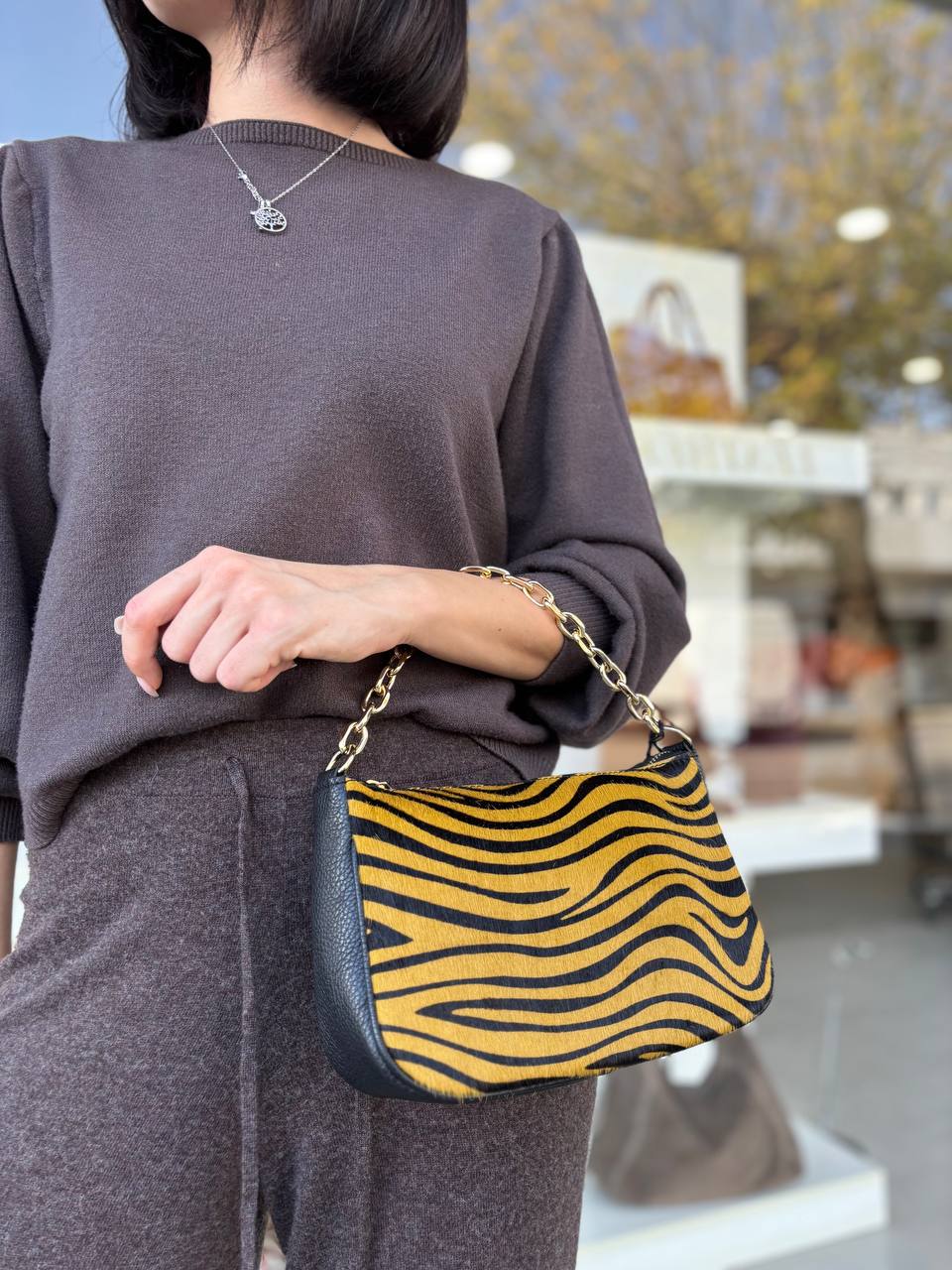 Фото Leather Country