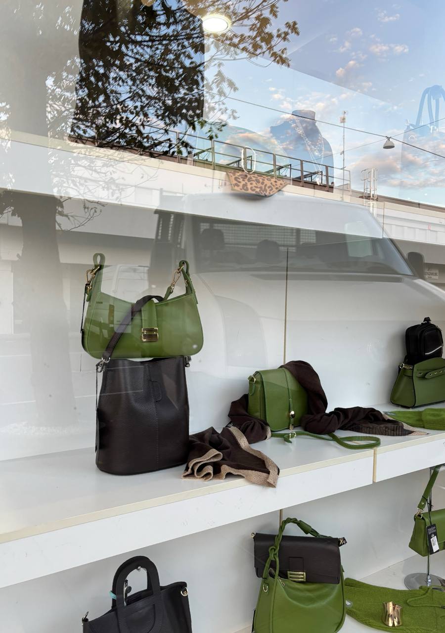 Фото Leather Country