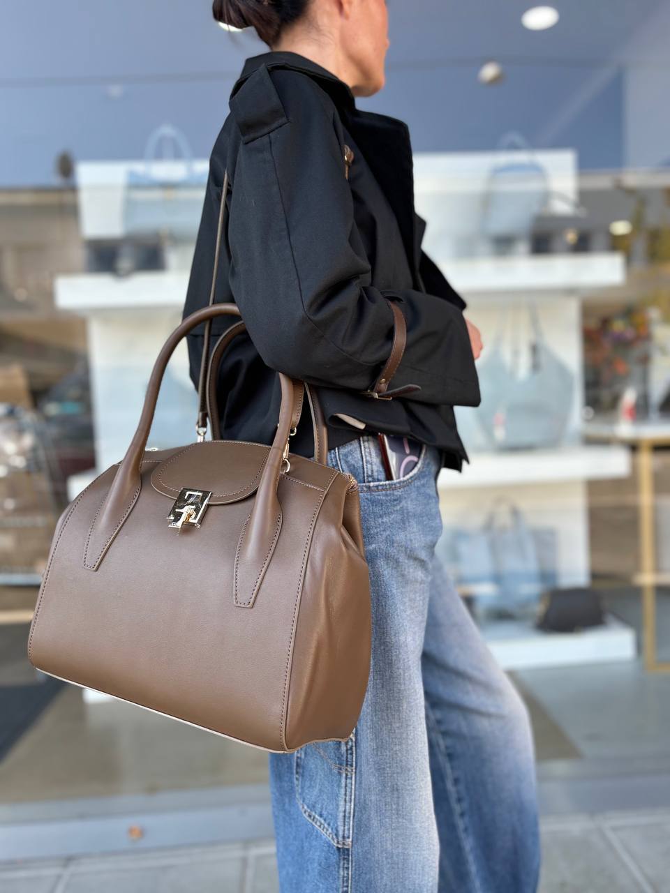 Фото Leather Country