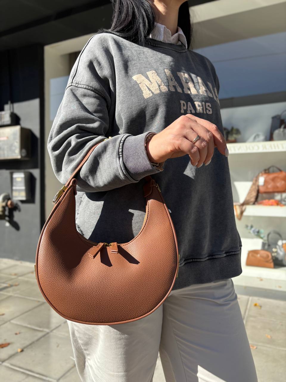 Фото Leather Country