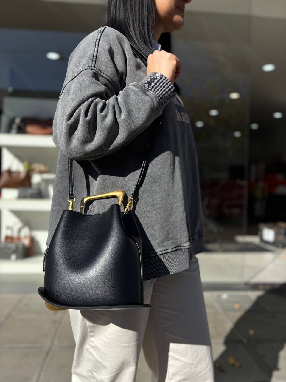 Фото Leather Country