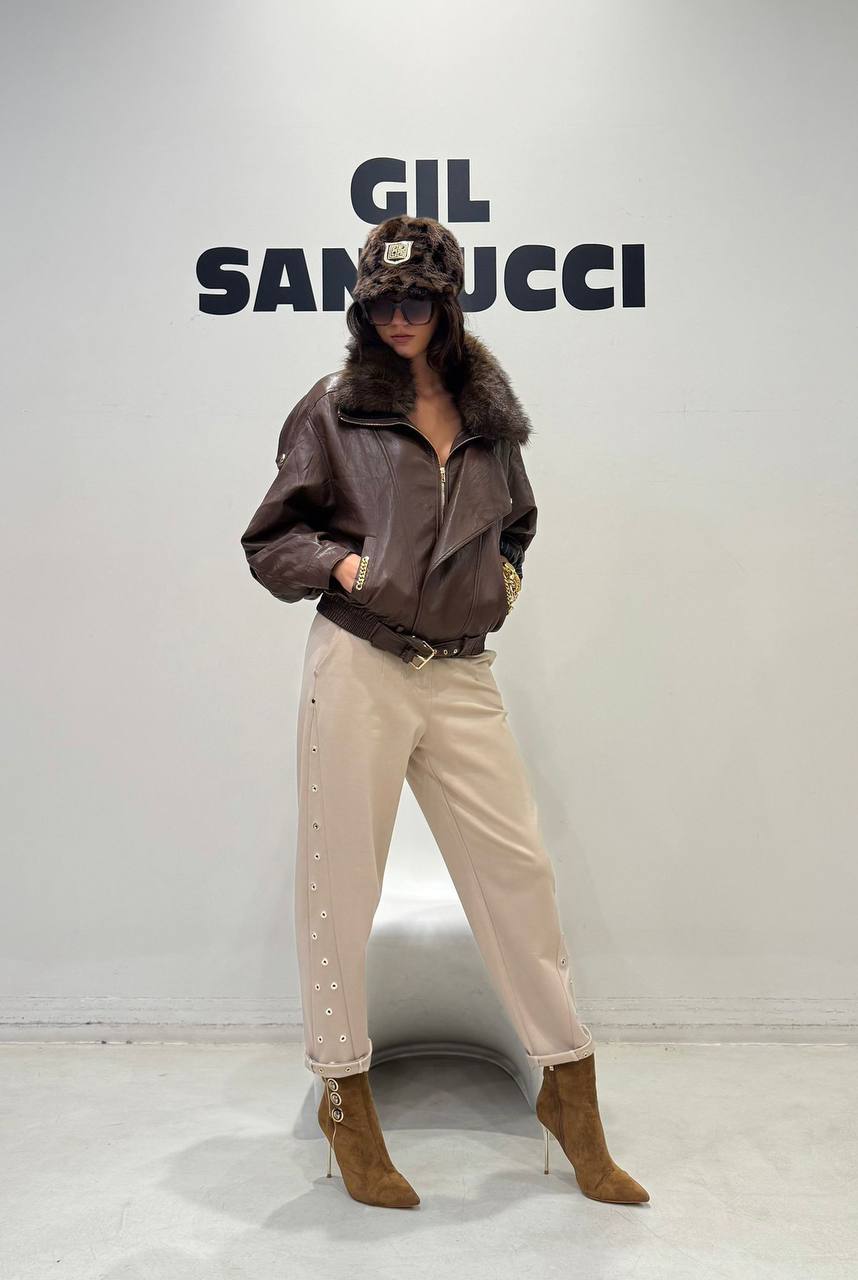 Фото Gil Santucci