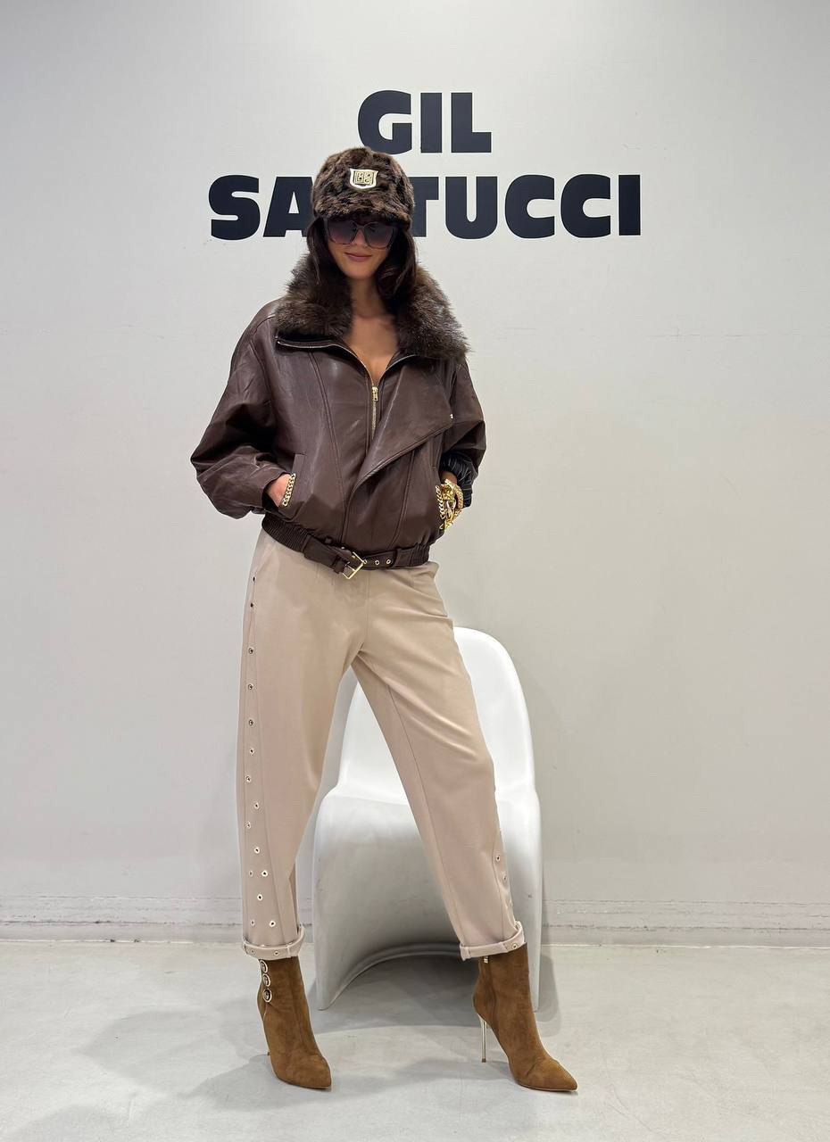 Фото Gil Santucci