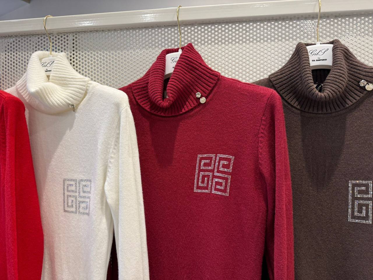 Фото Gil Santucci