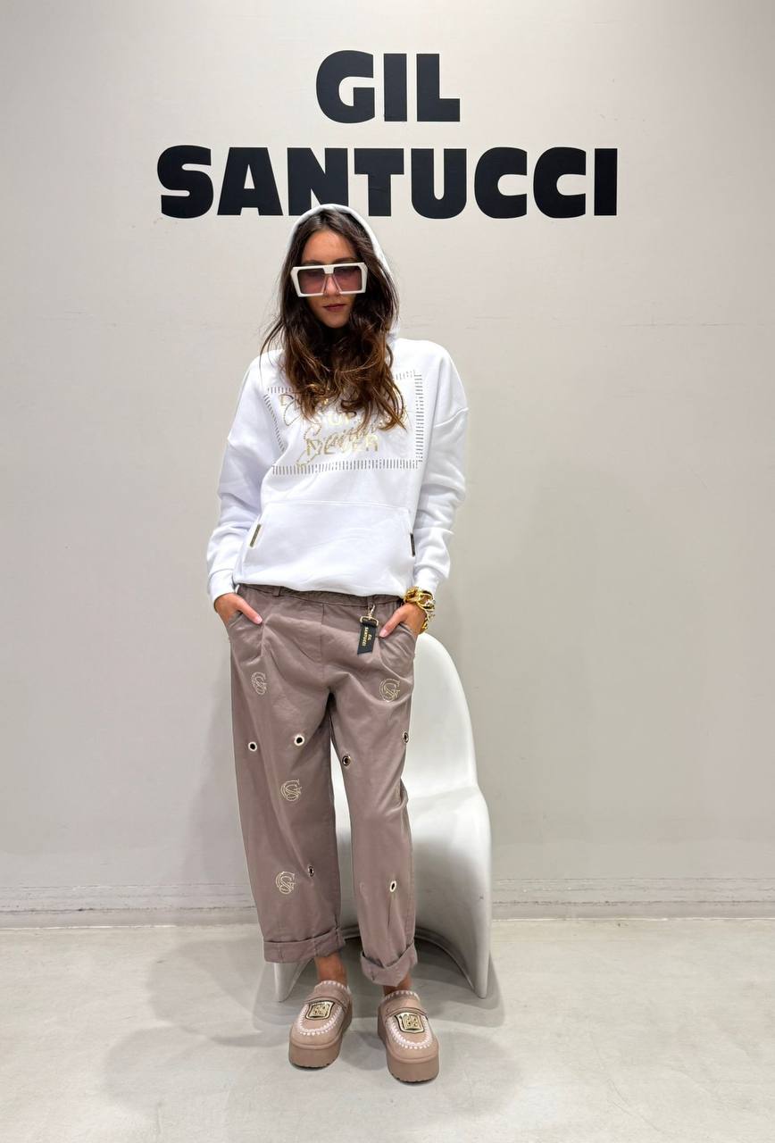 Фото Gil Santucci